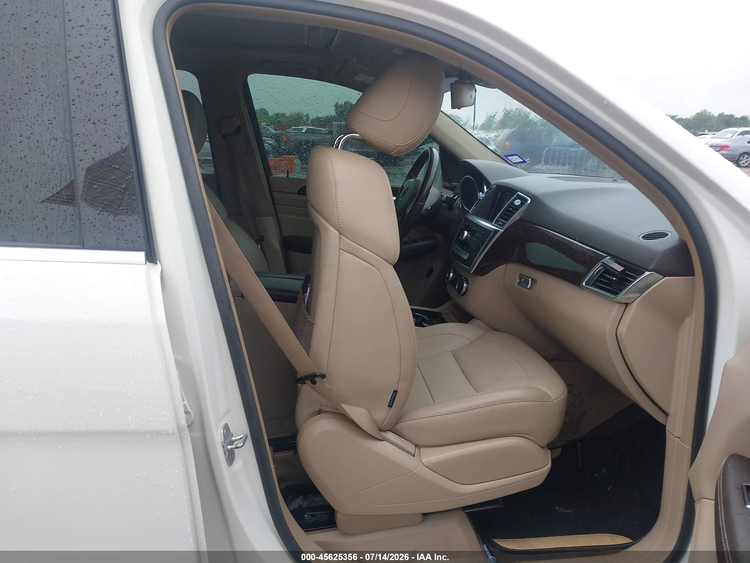 2013 Mercedes-benz Ml 350 Bluetec 4matic Champagne vin: 4JGDA2EB7DA182313