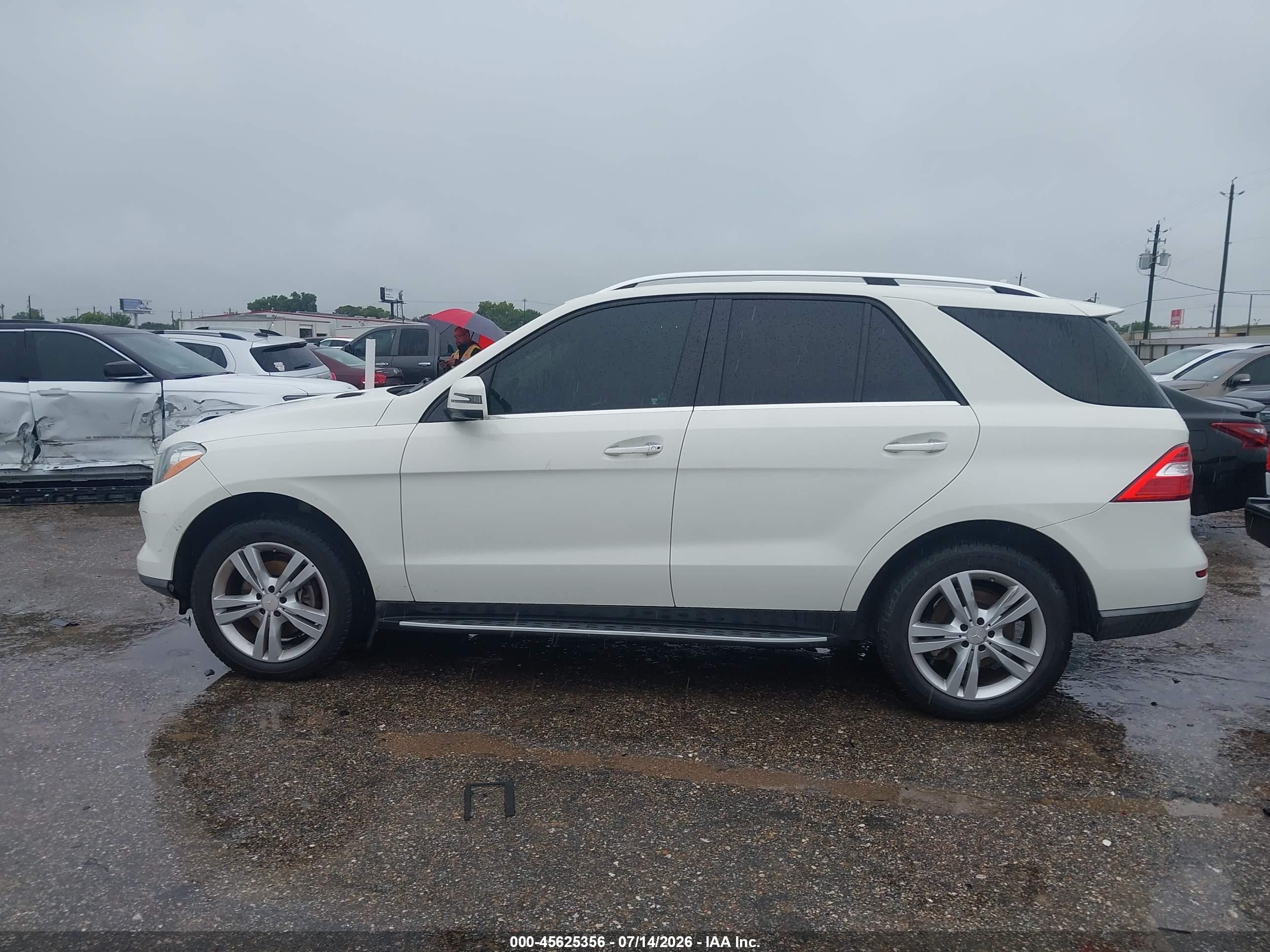 2013 Mercedes-benz Ml 350 Bluetec 4matic Champagne vin: 4JGDA2EB7DA182313