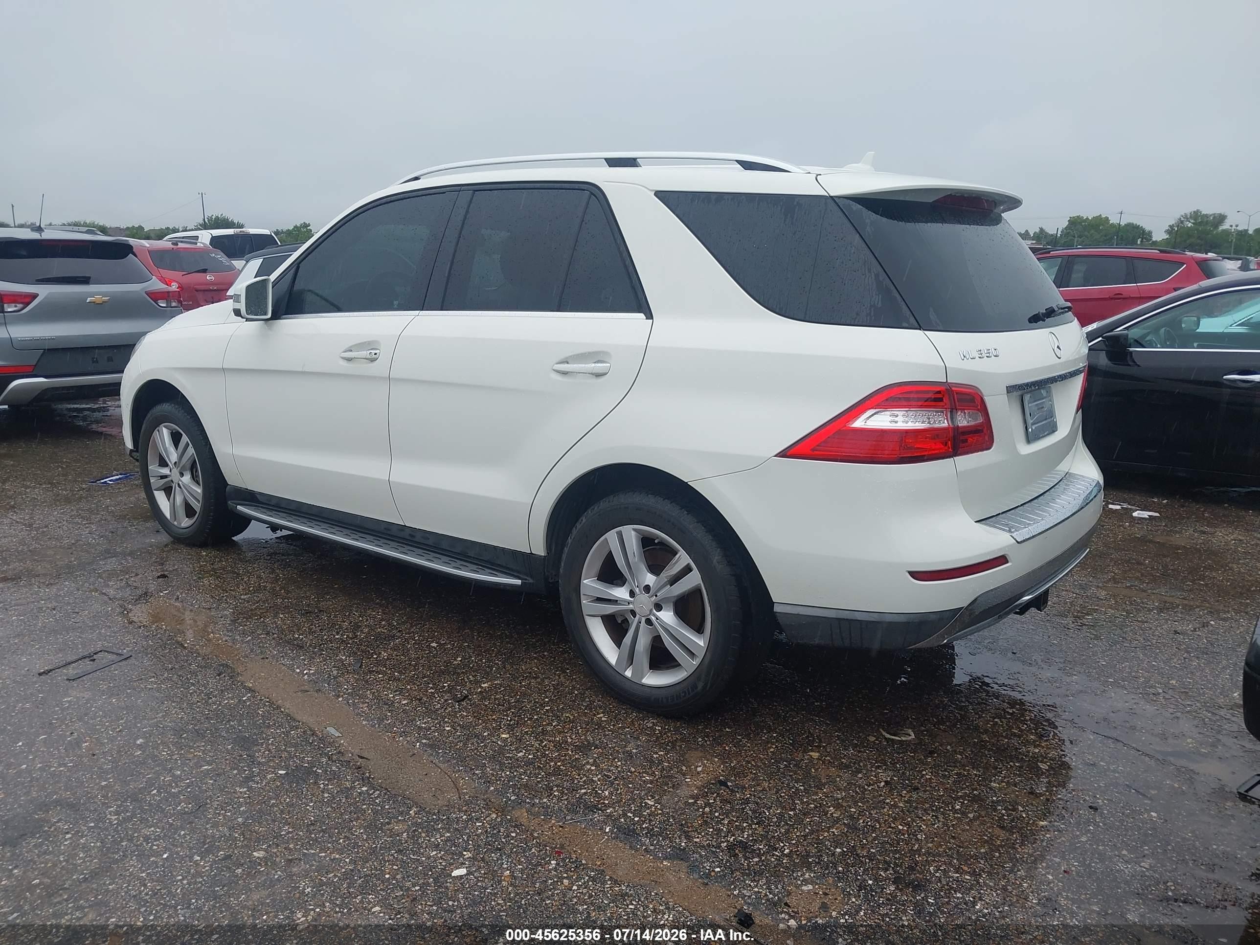 2013 Mercedes-benz Ml 350 Bluetec 4matic Champagne vin: 4JGDA2EB7DA182313