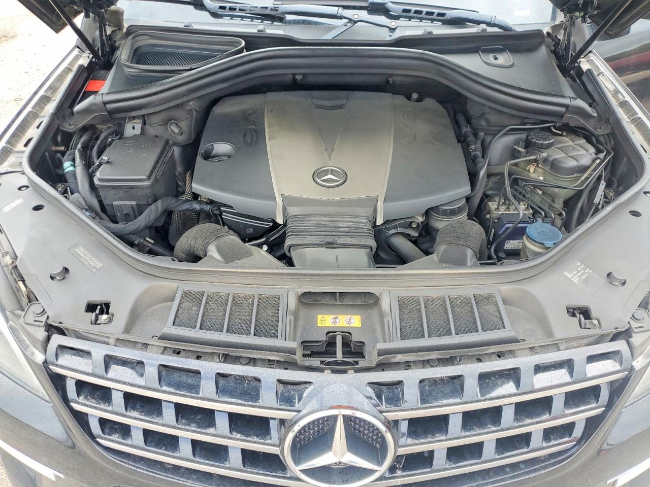 2013 Mercedes-benz Ml 350 Bluetec Black vin: 4JGDA2EB7DA202950