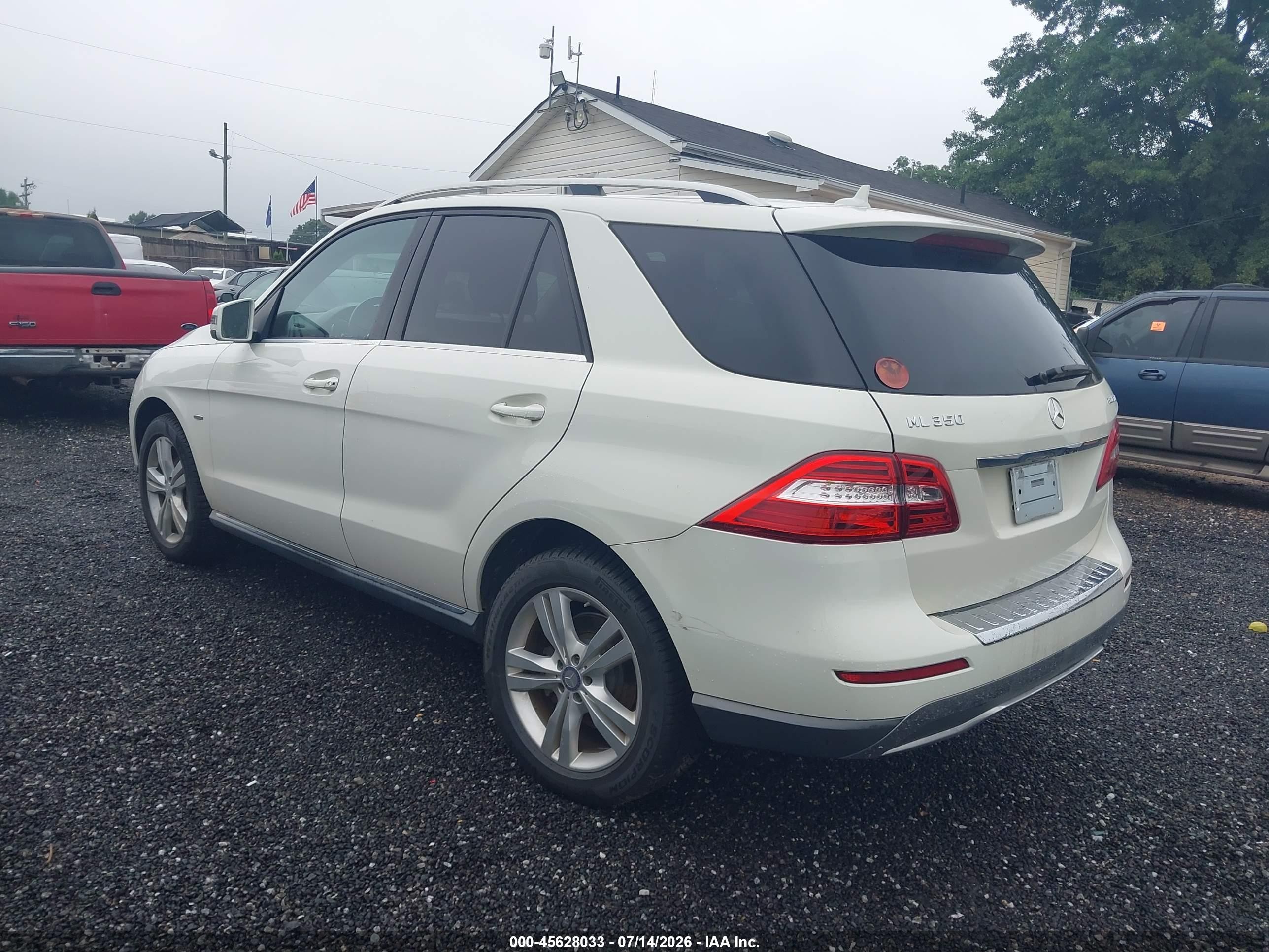 2012 Mercedes-benz Ml 350 Bluetec 4matic White vin: 4JGDA2EB8CA095292