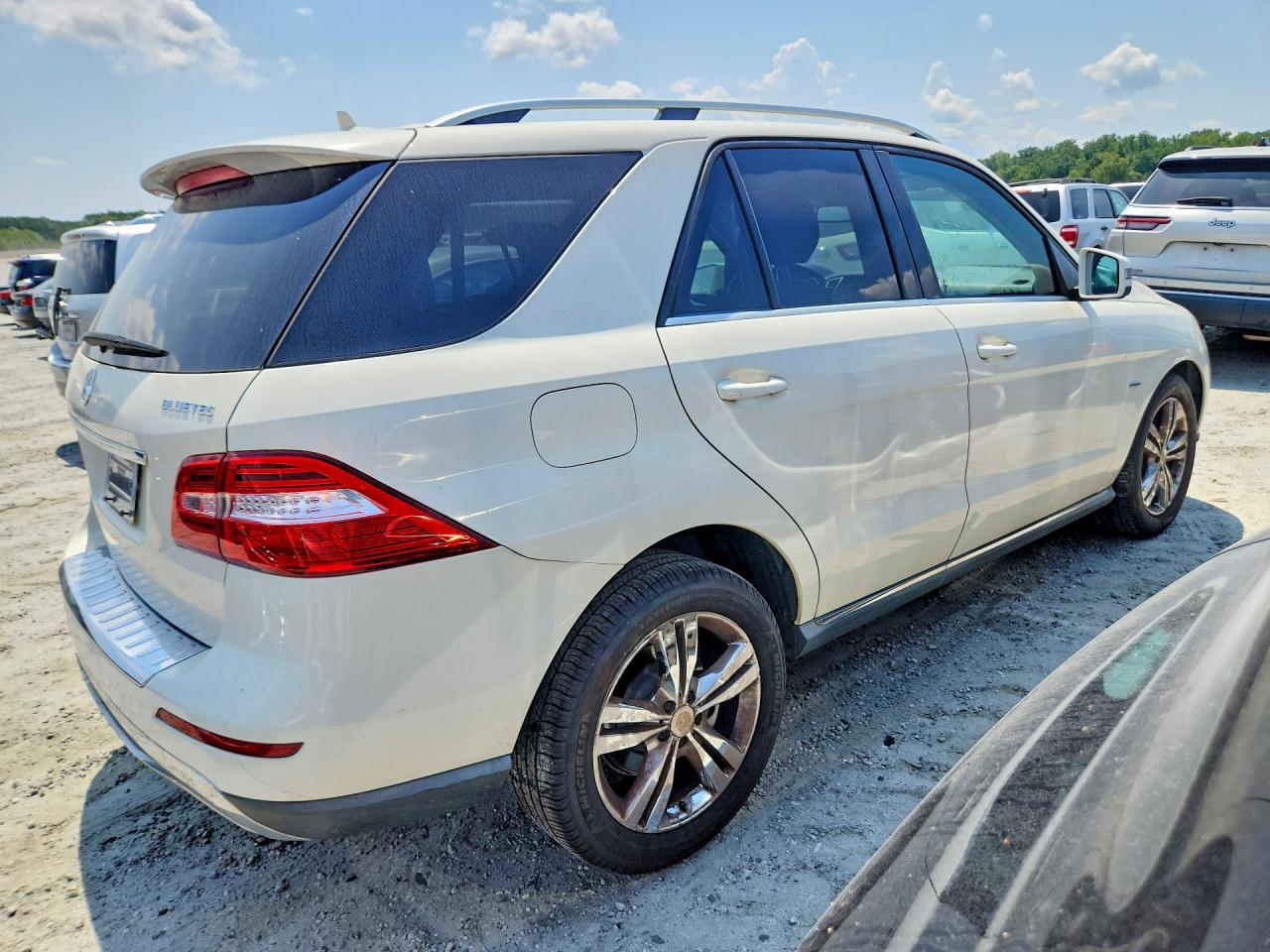 2012 Mercedes-benz Ml 350 Bluetec White vin: 4JGDA2EB8CA095292