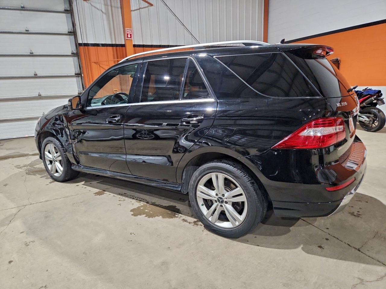2013 Mercedes-benz Ml 350 Bluetec Black vin: 4JGDA2EB8DA216999