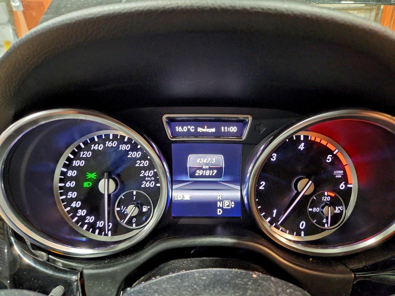 2013 Mercedes-benz Ml 350 Bluetec Black vin: 4JGDA2EB8DA216999