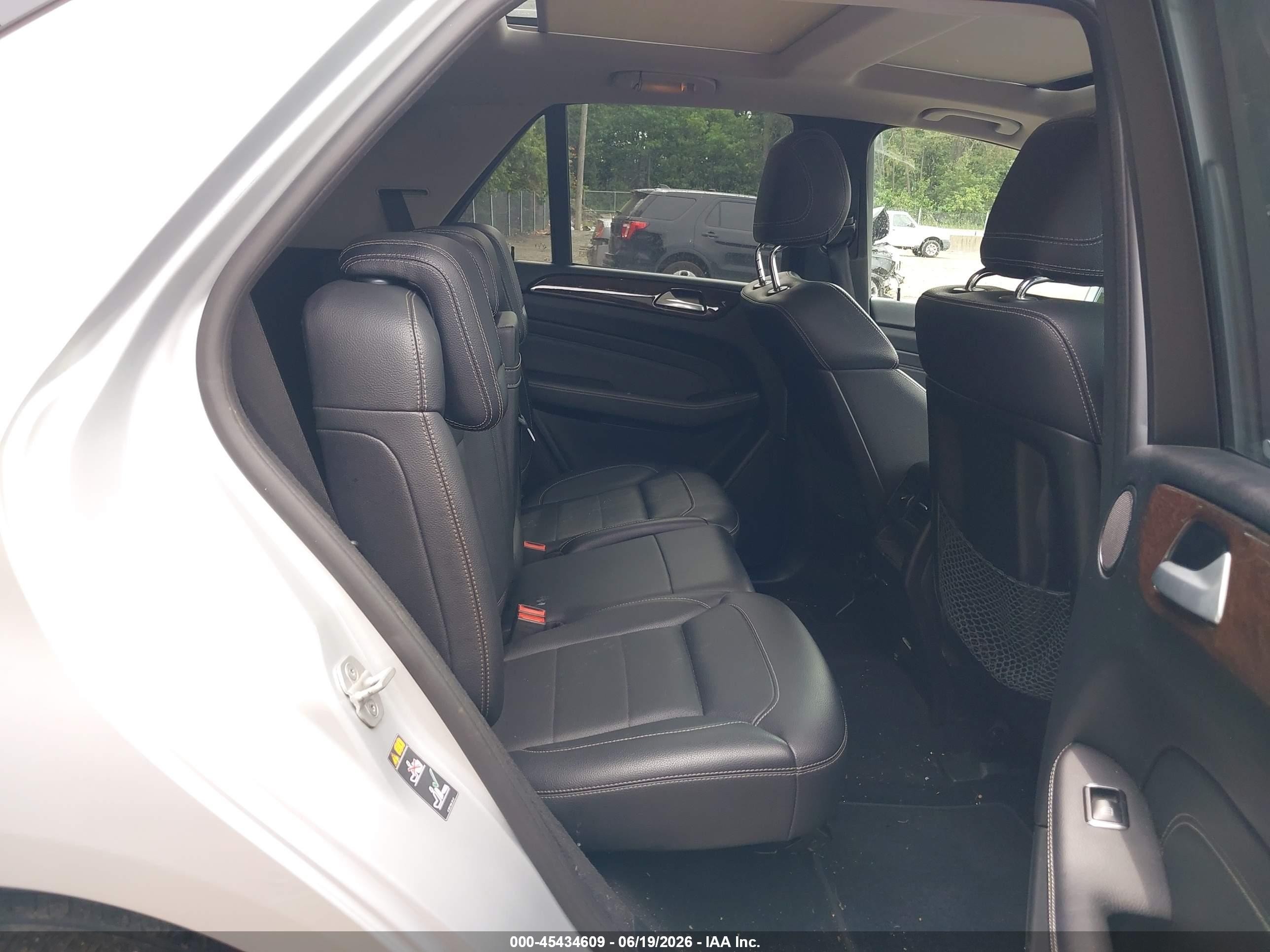 2014 Mercedes-benz Ml 350 Bluetec 4matic Silver vin: 4JGDA2EB9EA274993