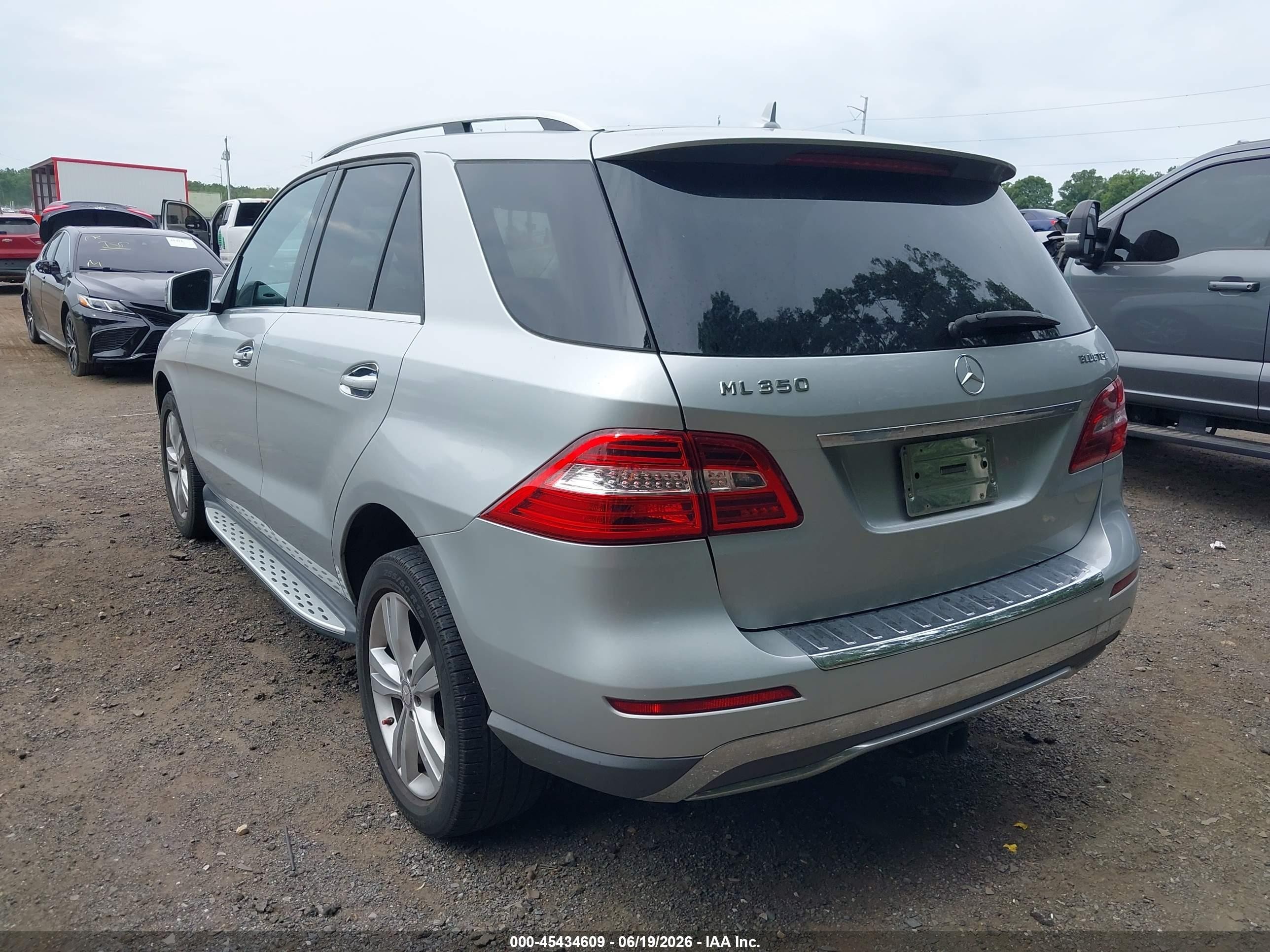 2014 Mercedes-benz Ml 350 Bluetec 4matic Silver vin: 4JGDA2EB9EA274993