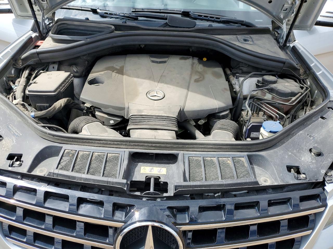 2015 Mercedes-benz Ml 350 Bluetec Silver vin: 4JGDA2EB9FA527795