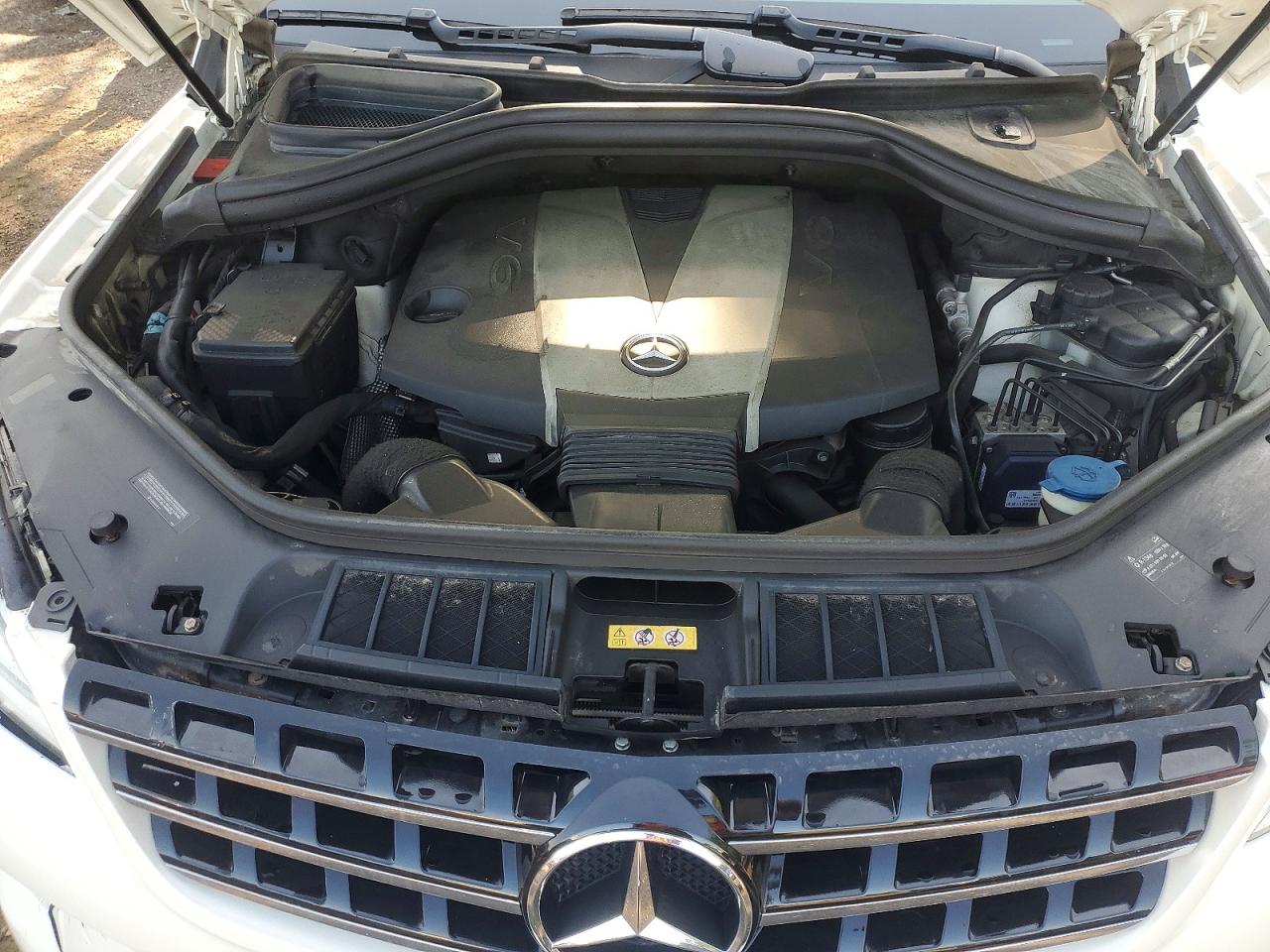 2012 Mercedes-benz Ml 350 Bluetec White vin: 4JGDA2EBXCA030654