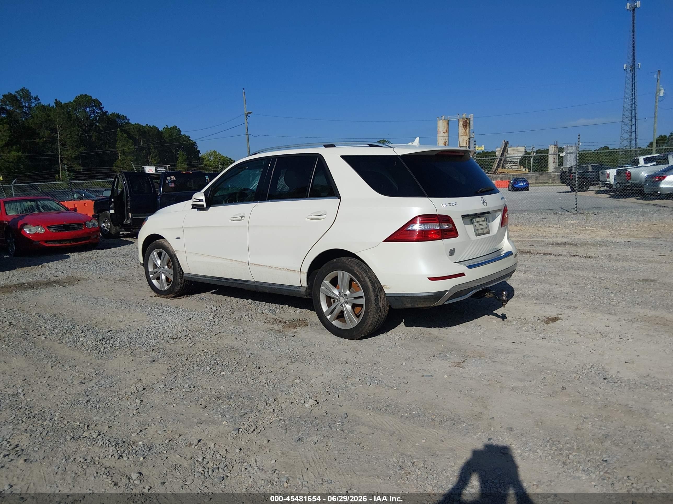 2012 Mercedes-benz Ml 350 Bluetec 4matic White vin: 4JGDA2EBXCA033330