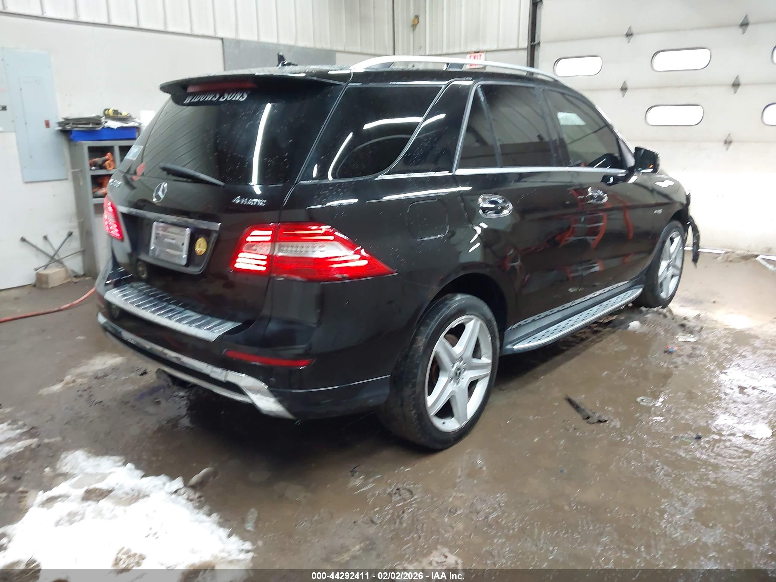 2015 Mercedes-benz Ml 400 4matic Black vin: 4JGDA5GB0FA516618