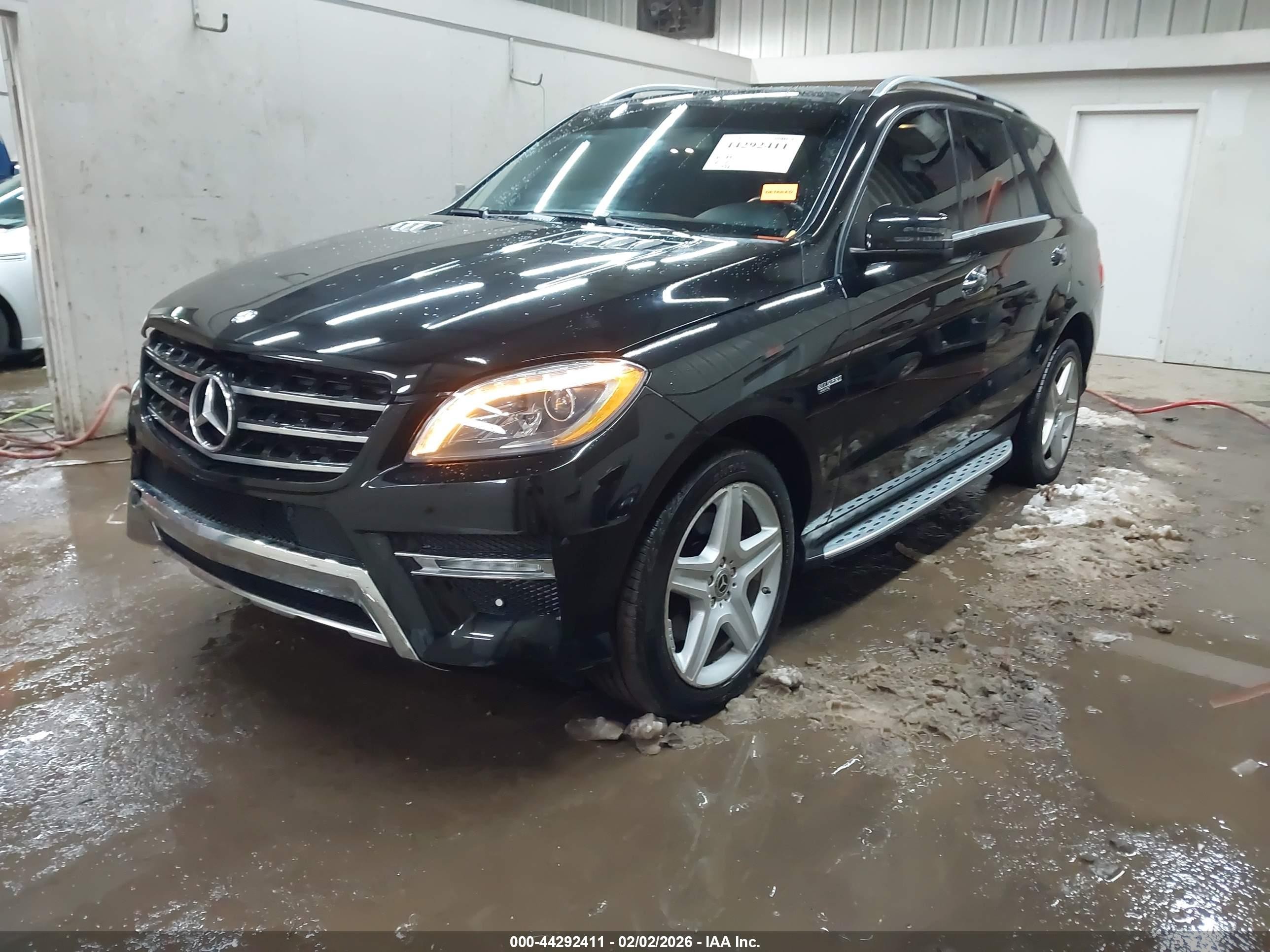 2015 Mercedes-benz Ml 400 4matic Black vin: 4JGDA5GB0FA516618