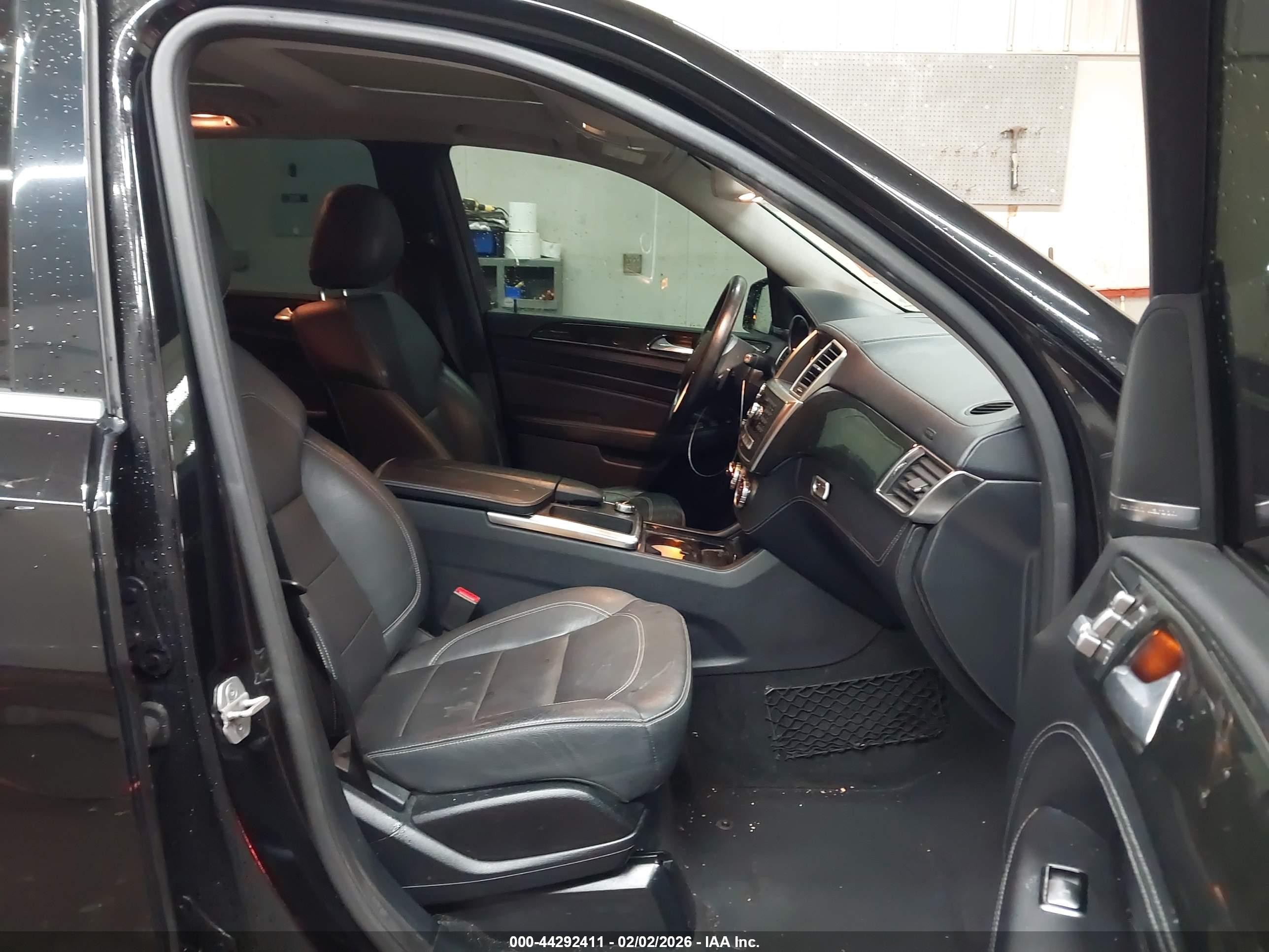2015 Mercedes-benz Ml 400 4matic Black vin: 4JGDA5GB0FA516618