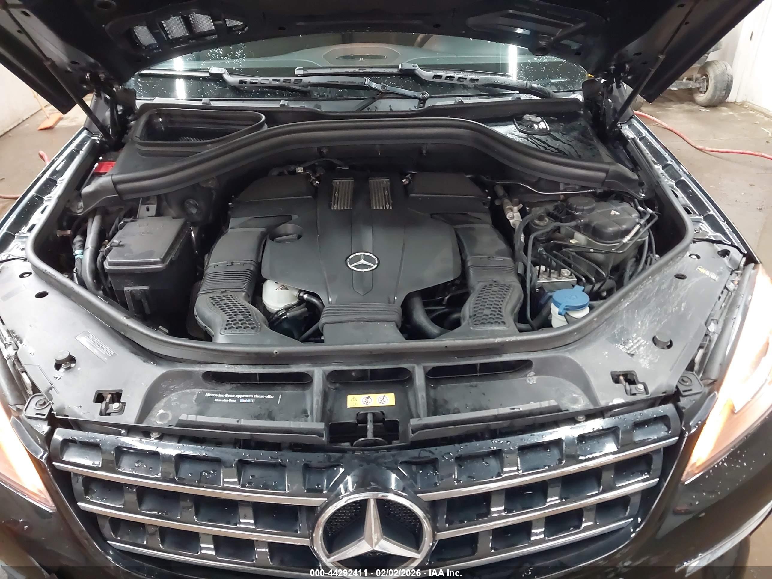 2015 Mercedes-benz Ml 400 4matic Black vin: 4JGDA5GB0FA516618