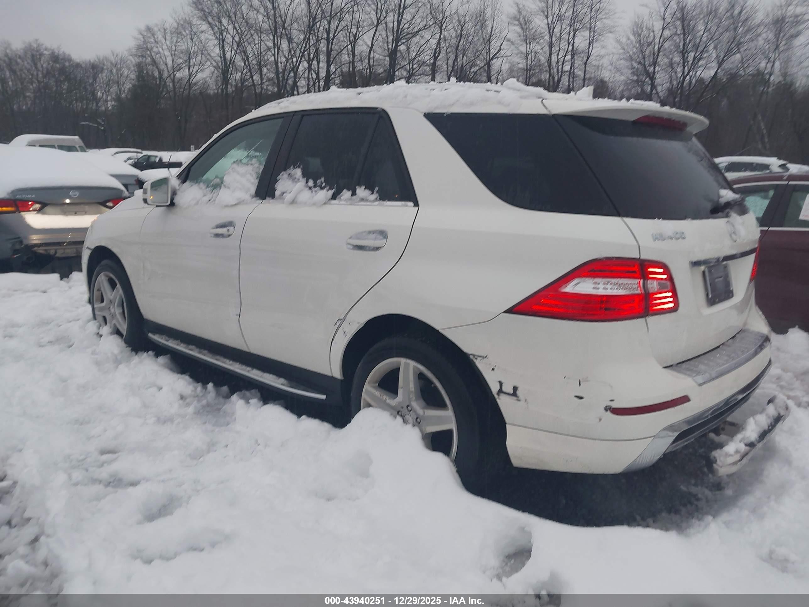 2015 Mercedes-benz Ml 400 4matic White vin: 4JGDA5GB2FA541200