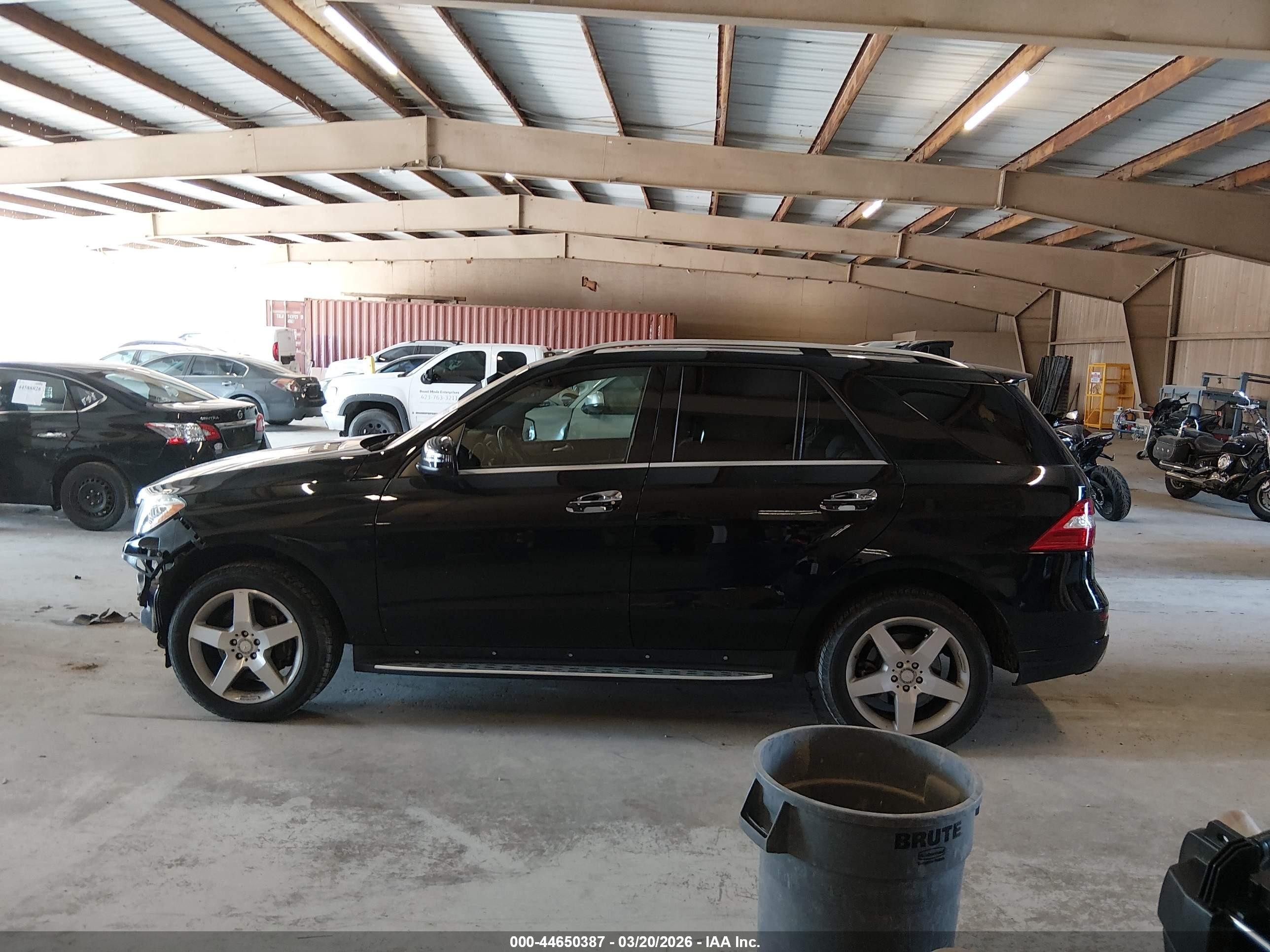2015 Mercedes-benz Ml 400 4matic Black vin: 4JGDA5GB4FA514256