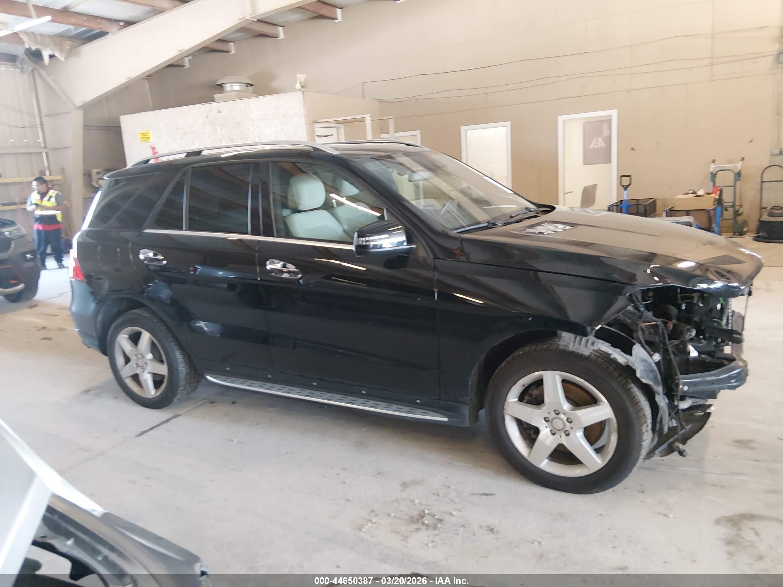 2015 Mercedes-benz Ml 400 4matic Black vin: 4JGDA5GB4FA514256