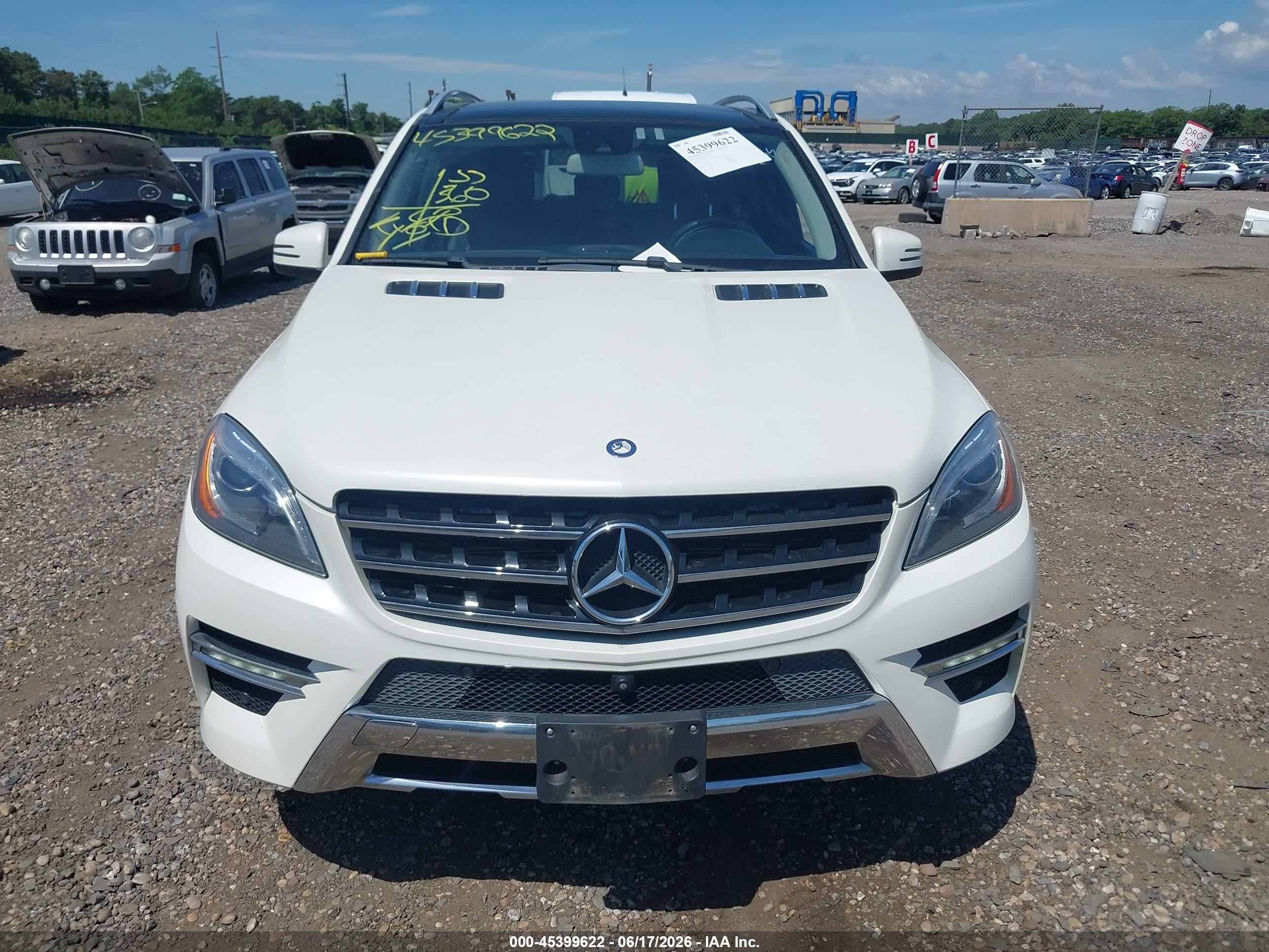 2015 Mercedes-benz Ml 400 4matic White vin: 4JGDA5GB4FA554658