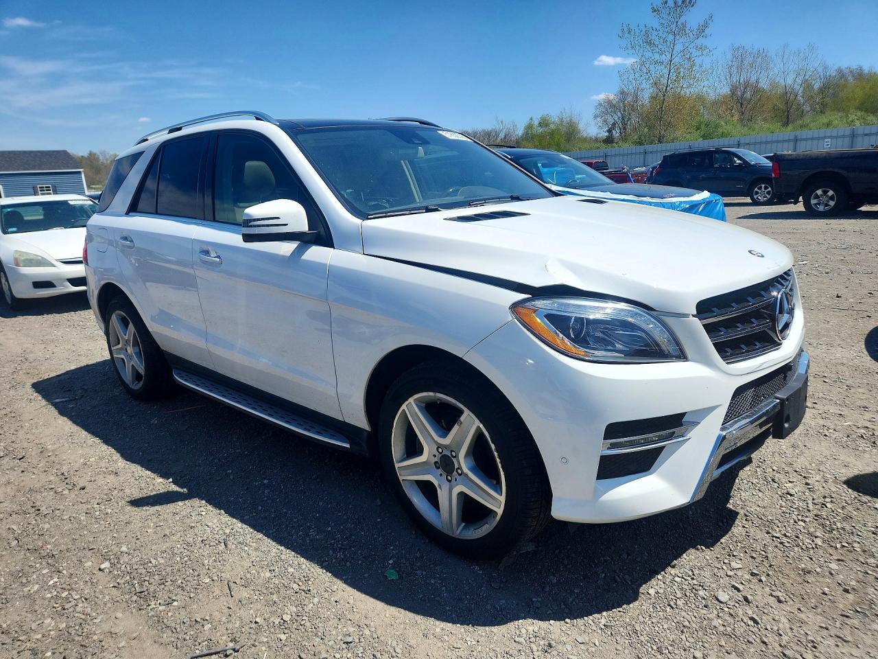 2015 Mercedes-benz Ml 400 4matic Белый vin: 4JGDA5GBXFA507912