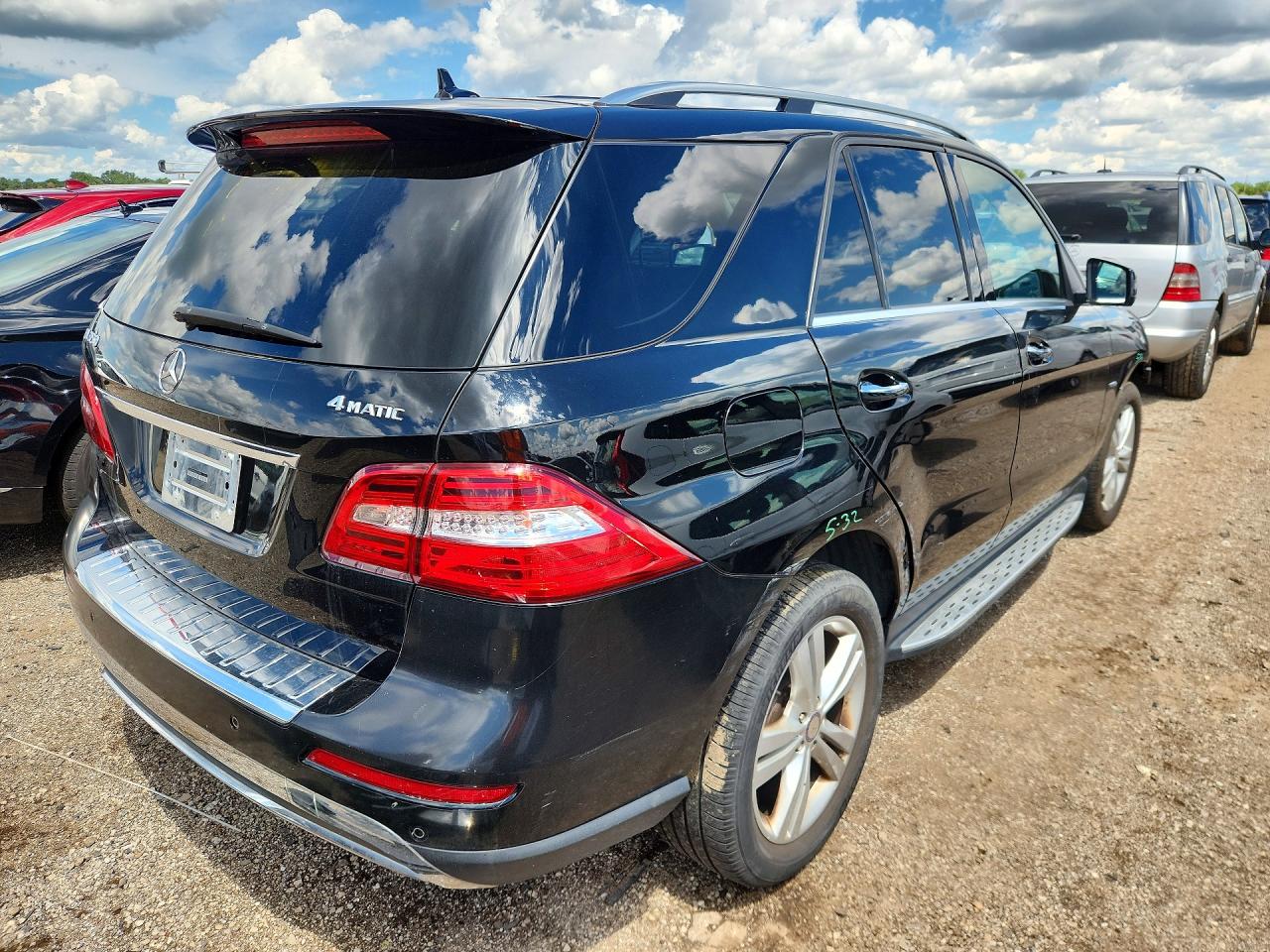2012 Mercedes-benz Ml 350 4matic Black vin: 4JGDA5HB0CA010510