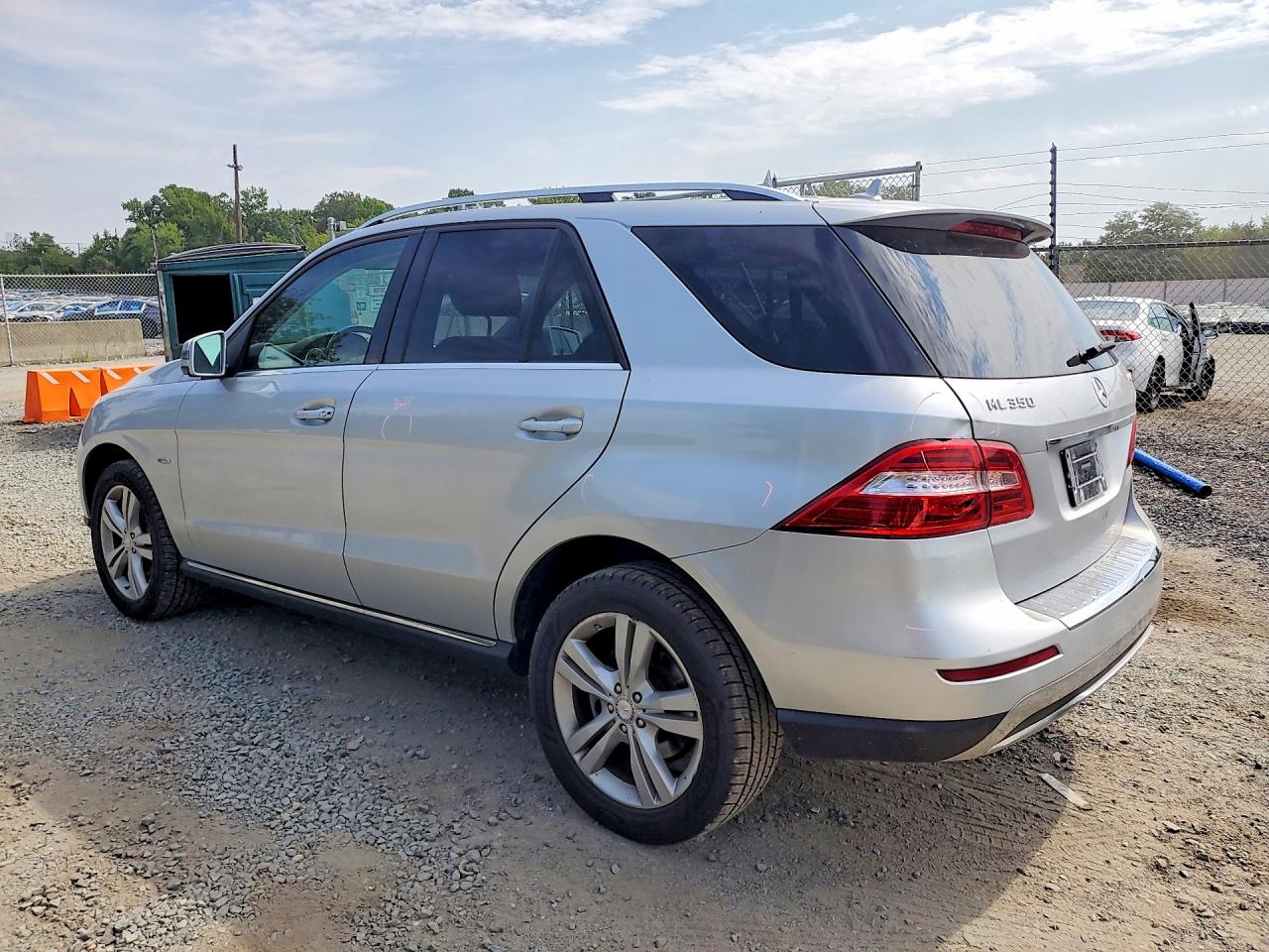 2012 Mercedes-benz Ml 350 4matic Silver vin: 4JGDA5HB0CA015299