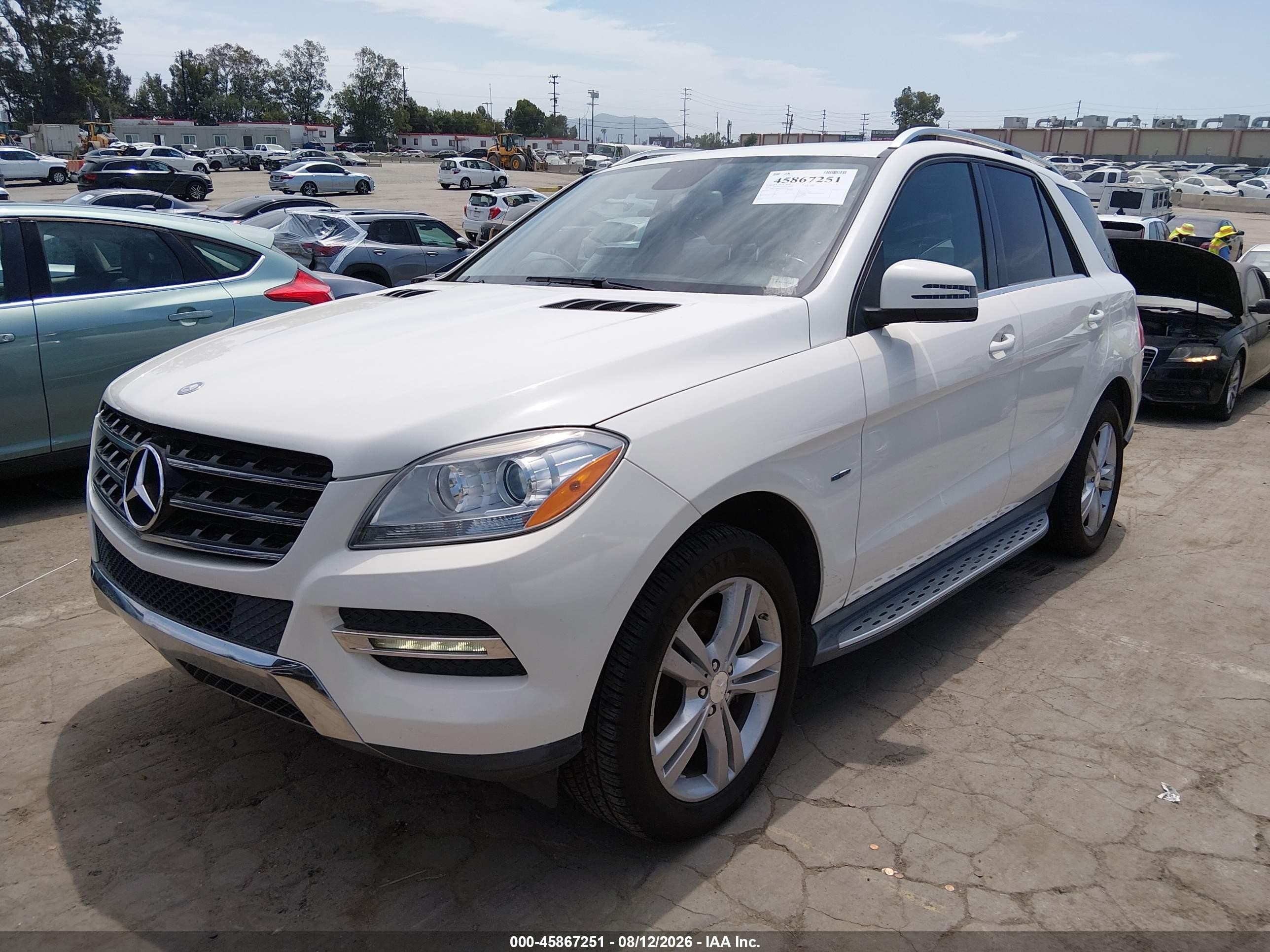 2012 Mercedes-benz Ml 350 4matic White vin: 4JGDA5HB0CA017604