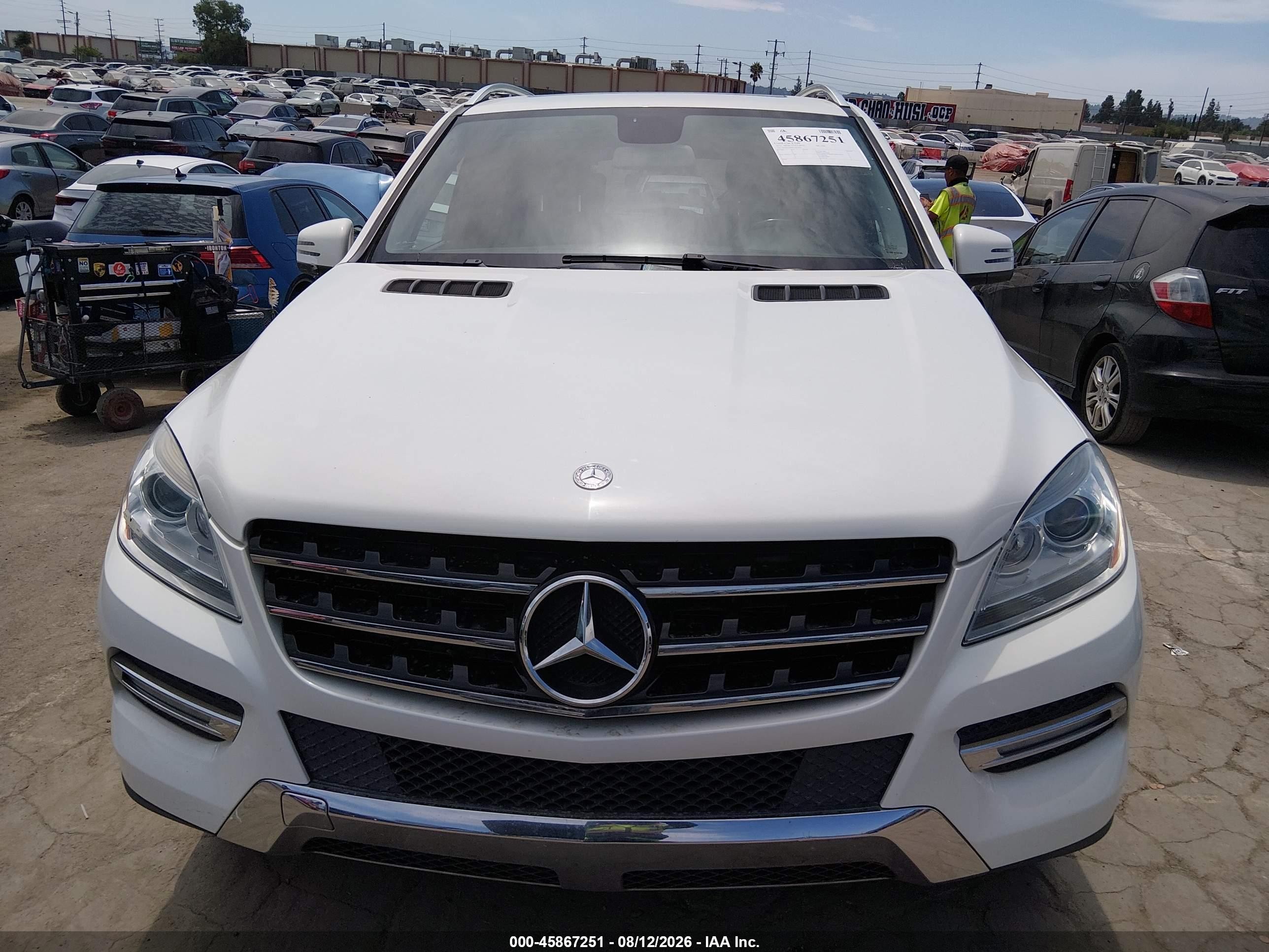 2012 Mercedes-benz Ml 350 4matic White vin: 4JGDA5HB0CA017604
