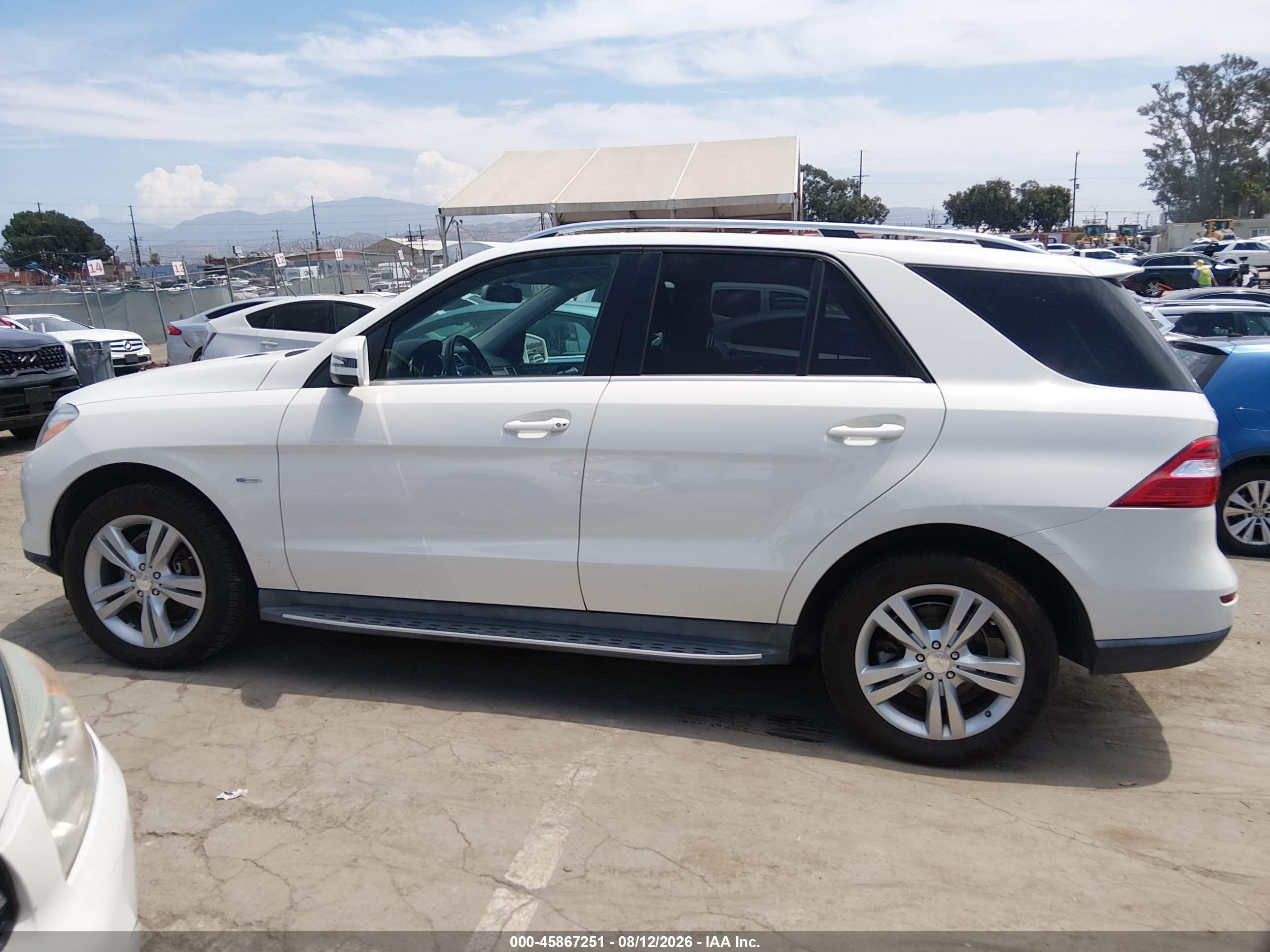 2012 Mercedes-benz Ml 350 4matic White vin: 4JGDA5HB0CA017604