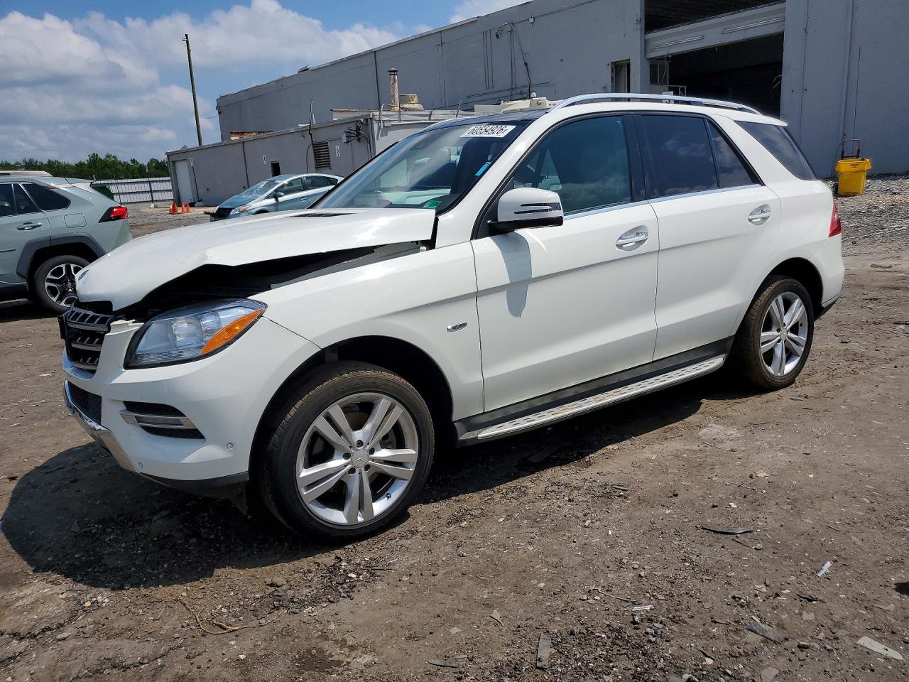 2012 Mercedes-benz Ml 350 4matic White vin: 4JGDA5HB0CA036959