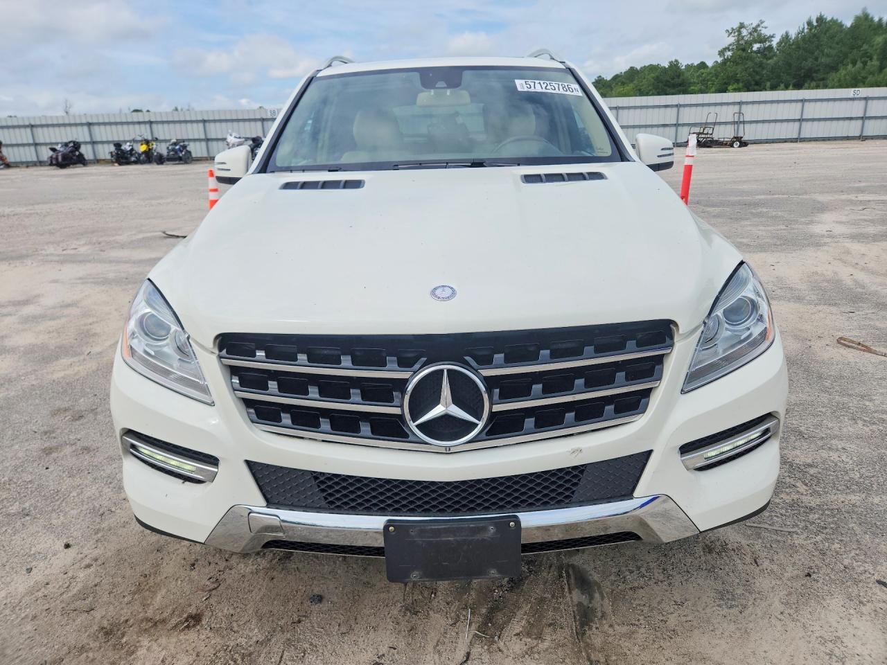 2012 Mercedes-benz Ml 350 4matic White vin: 4JGDA5HB0CA043166