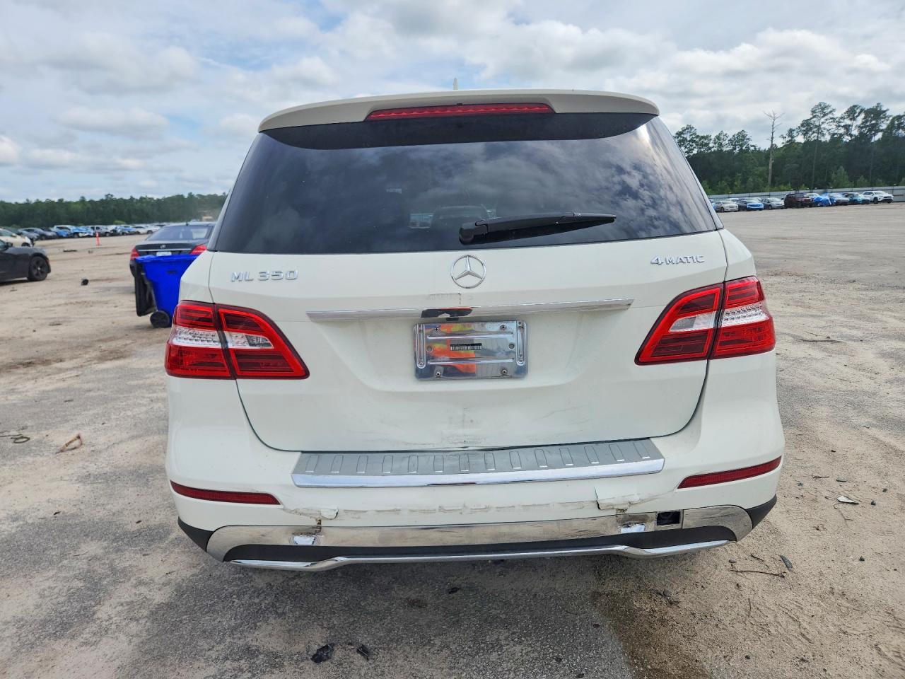 2012 Mercedes-benz Ml 350 4matic White vin: 4JGDA5HB0CA043166