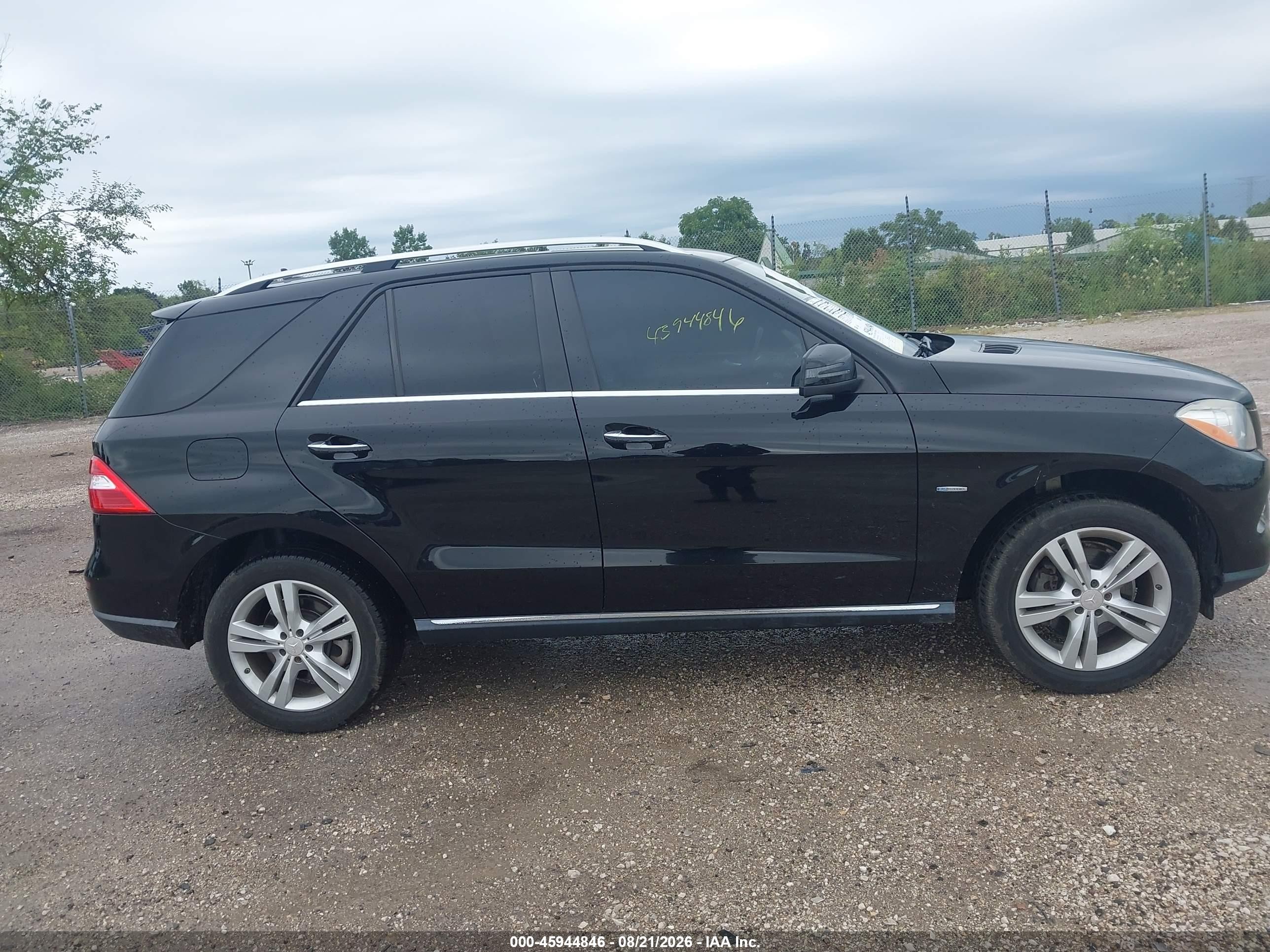 2012 Mercedes-benz Ml 350 4matic Black vin: 4JGDA5HB0CA061957