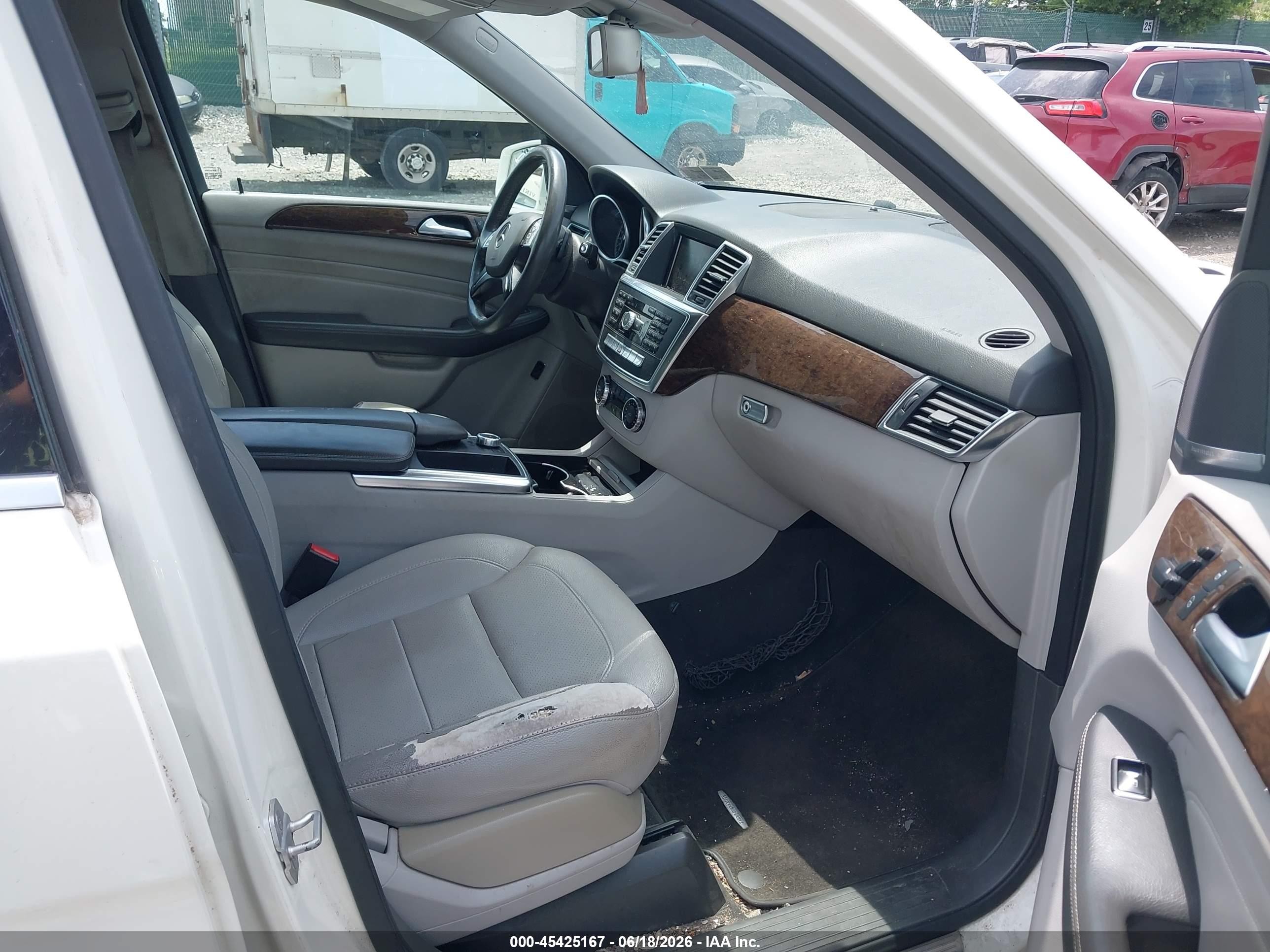 2013 Mercedes-benz Ml 350 4matic Белый vin: 4JGDA5HB0DA101021