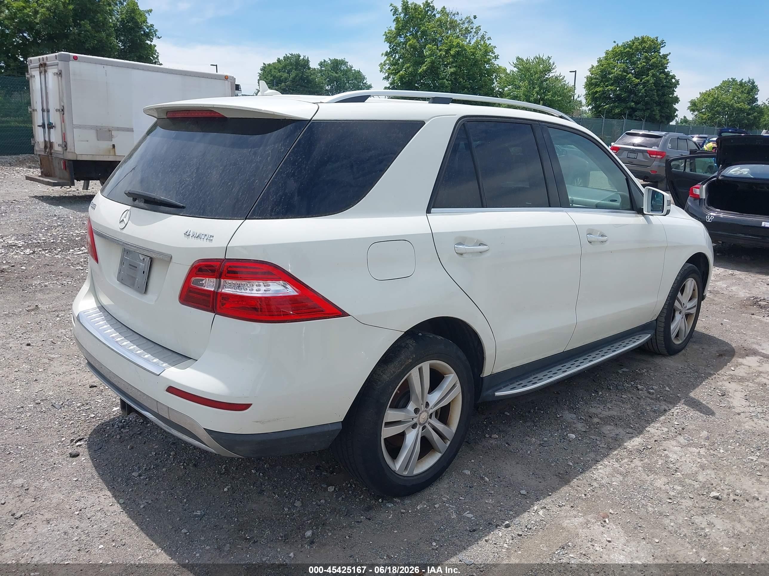 2013 Mercedes-benz Ml 350 4matic Белый vin: 4JGDA5HB0DA101021