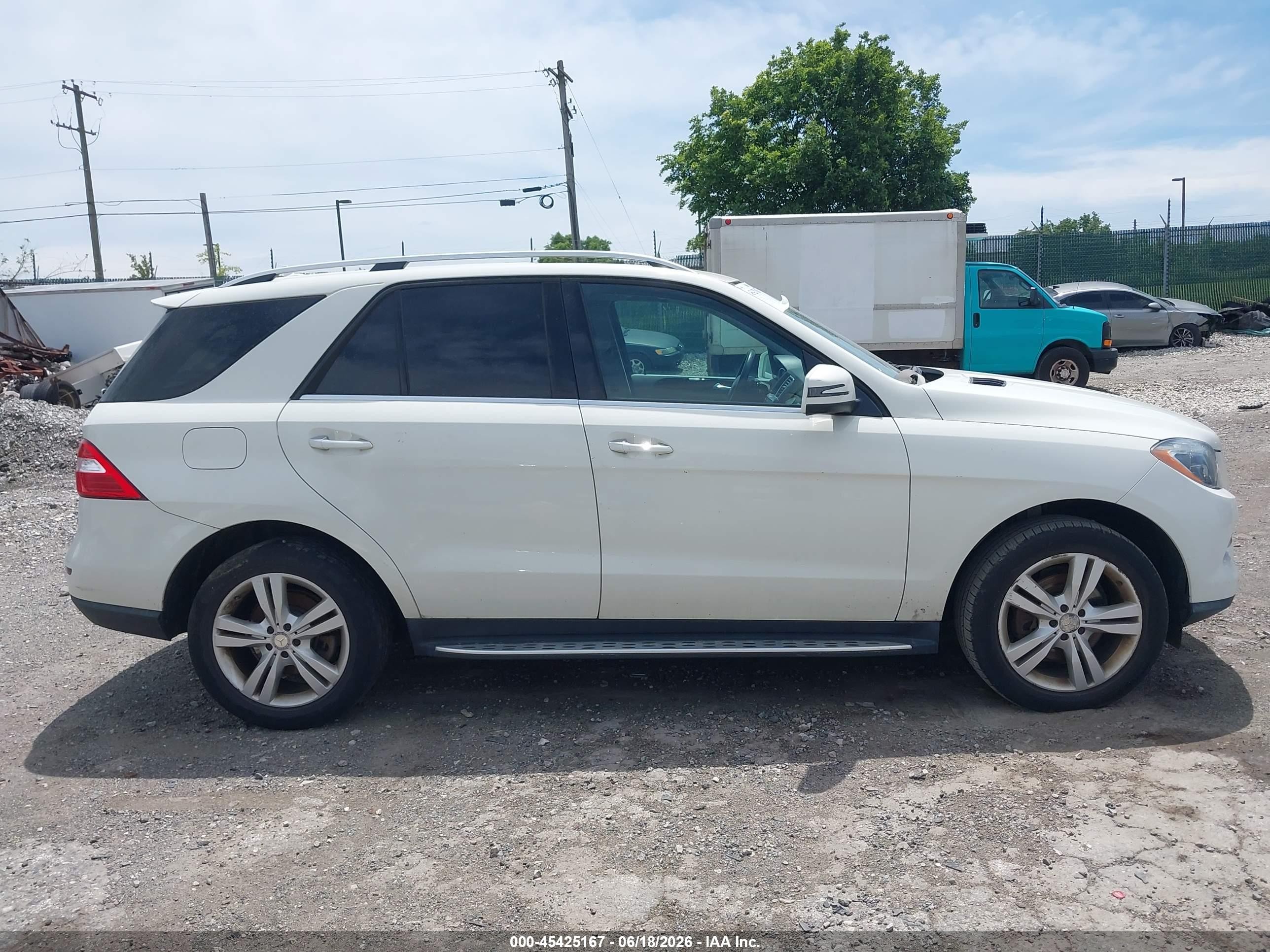 2013 Mercedes-benz Ml 350 4matic Белый vin: 4JGDA5HB0DA101021