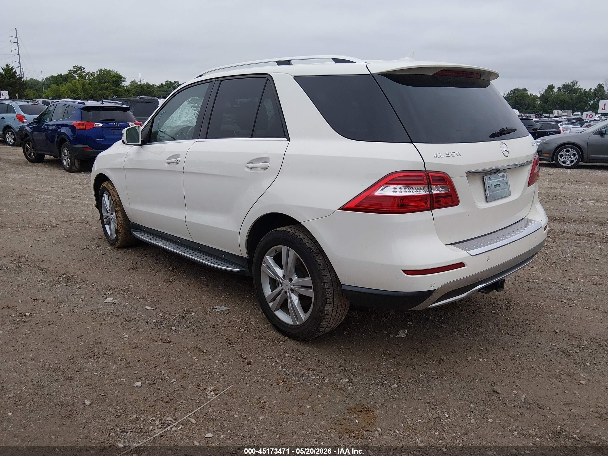 2013 Mercedes-benz Ml 350 4matic White vin: 4JGDA5HB0DA174499
