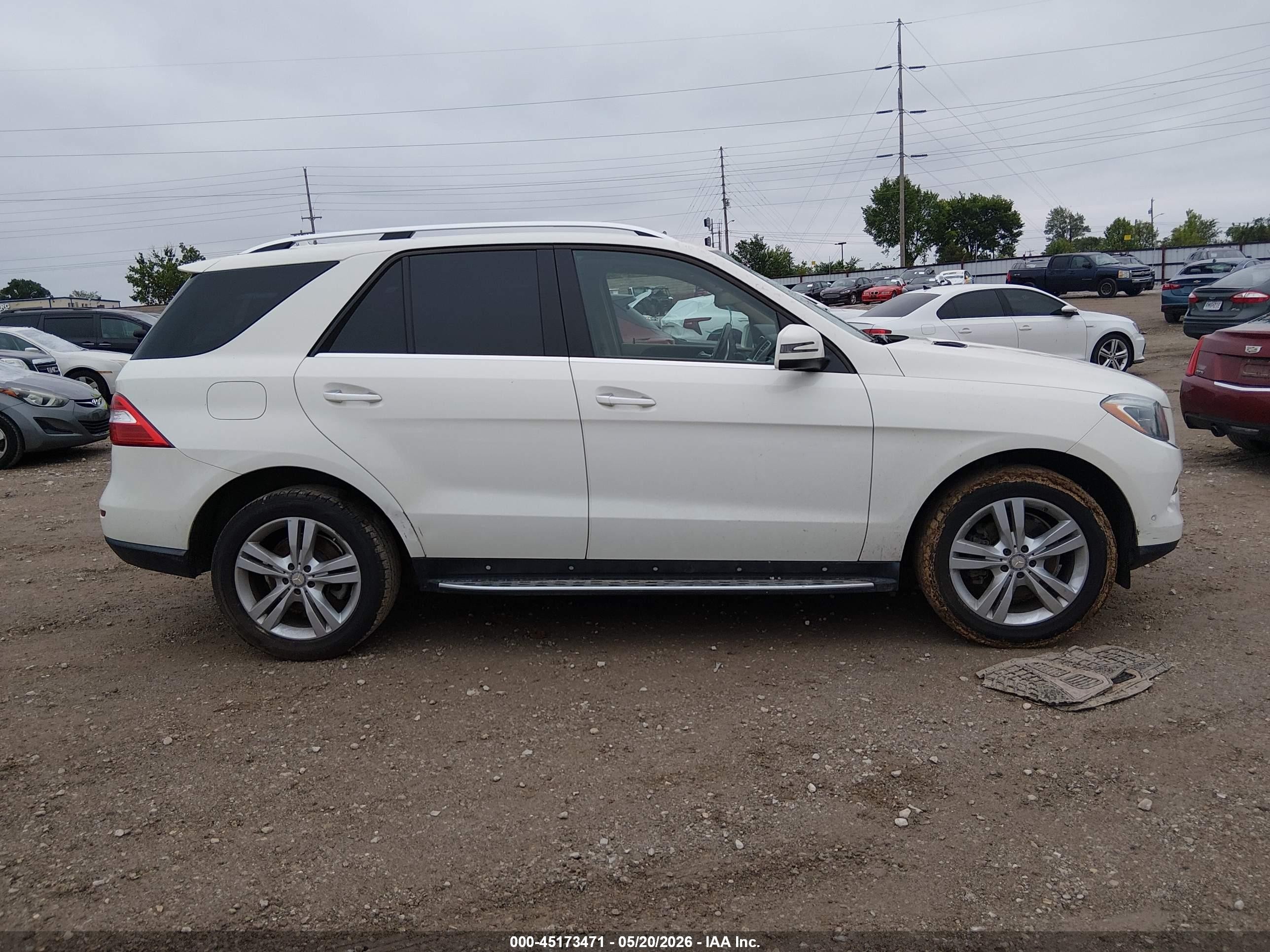 2013 Mercedes-benz Ml 350 4matic White vin: 4JGDA5HB0DA174499