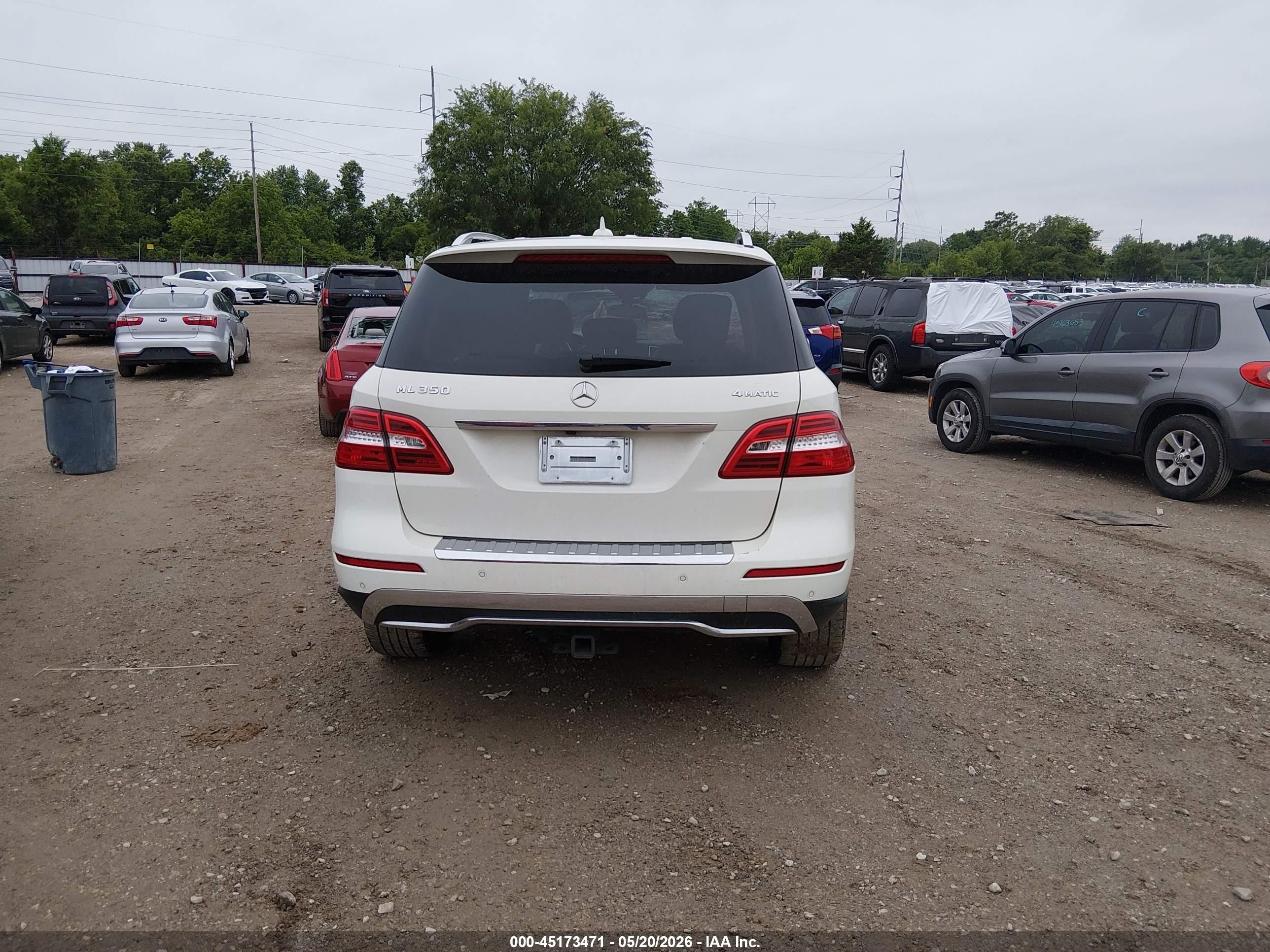 2013 Mercedes-benz Ml 350 4matic White vin: 4JGDA5HB0DA174499