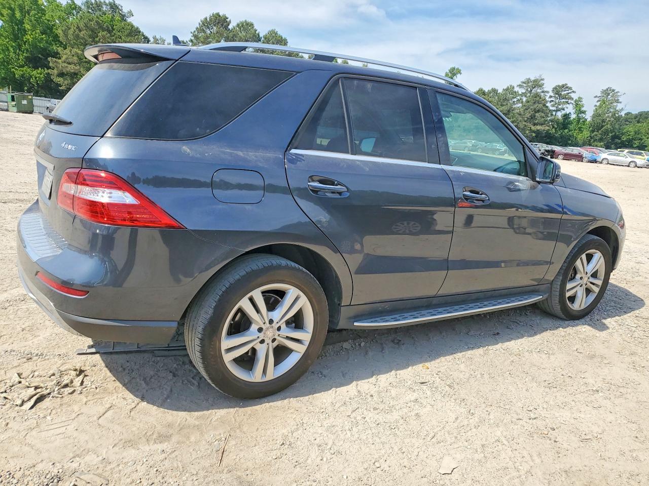 2013 Mercedes-benz Ml 350 4matic Charcoal vin: 4JGDA5HB0DA257172
