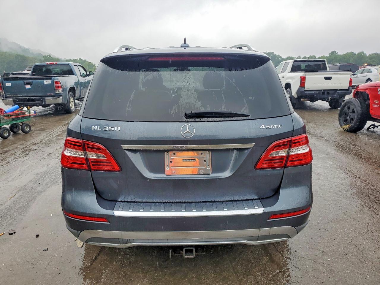 2014 Mercedes-benz Ml 350 4matic Blue vin: 4JGDA5HB0EA275172