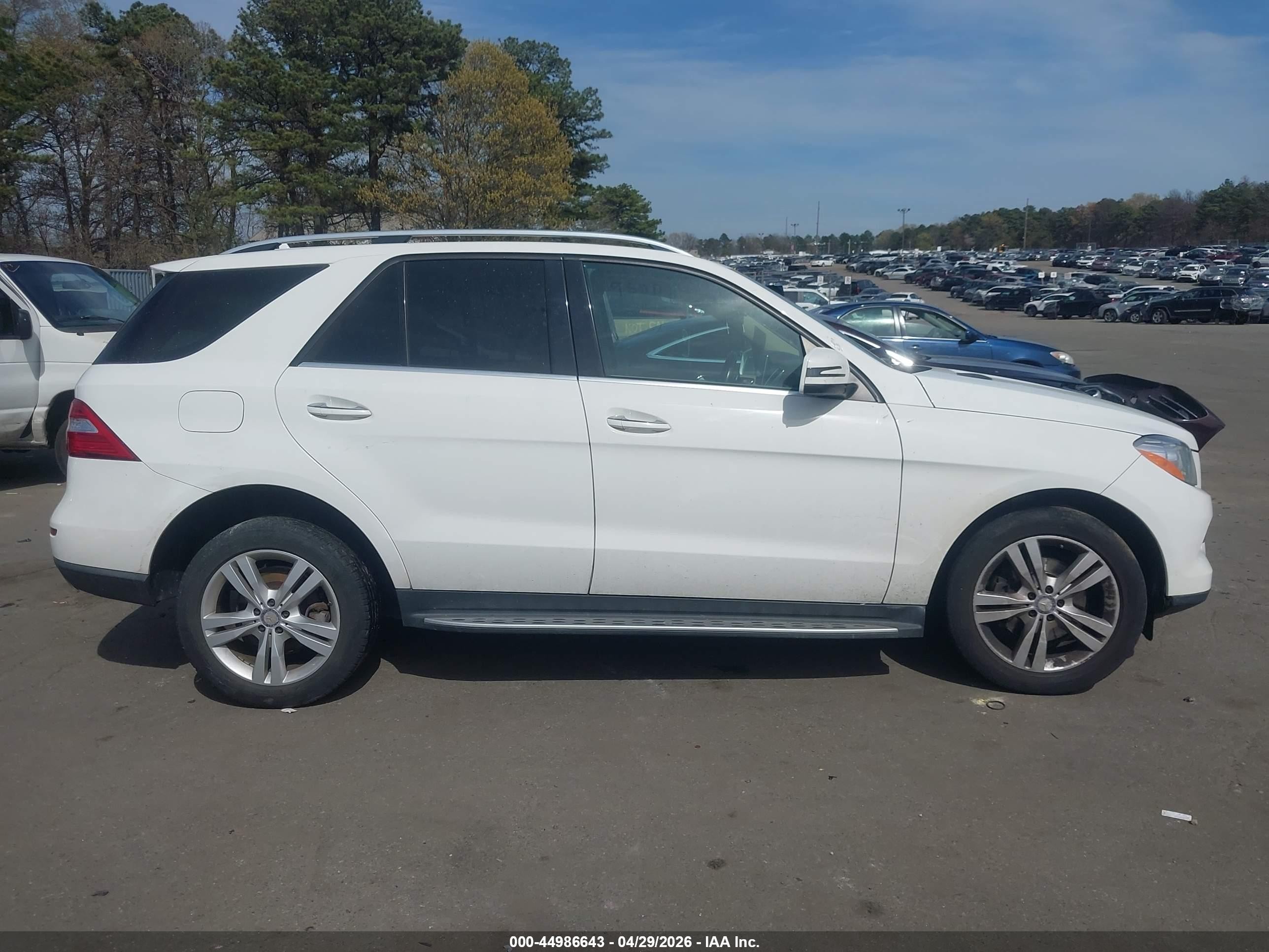 2014 Mercedes-benz Ml 350 4matic White vin: 4JGDA5HB0EA414295