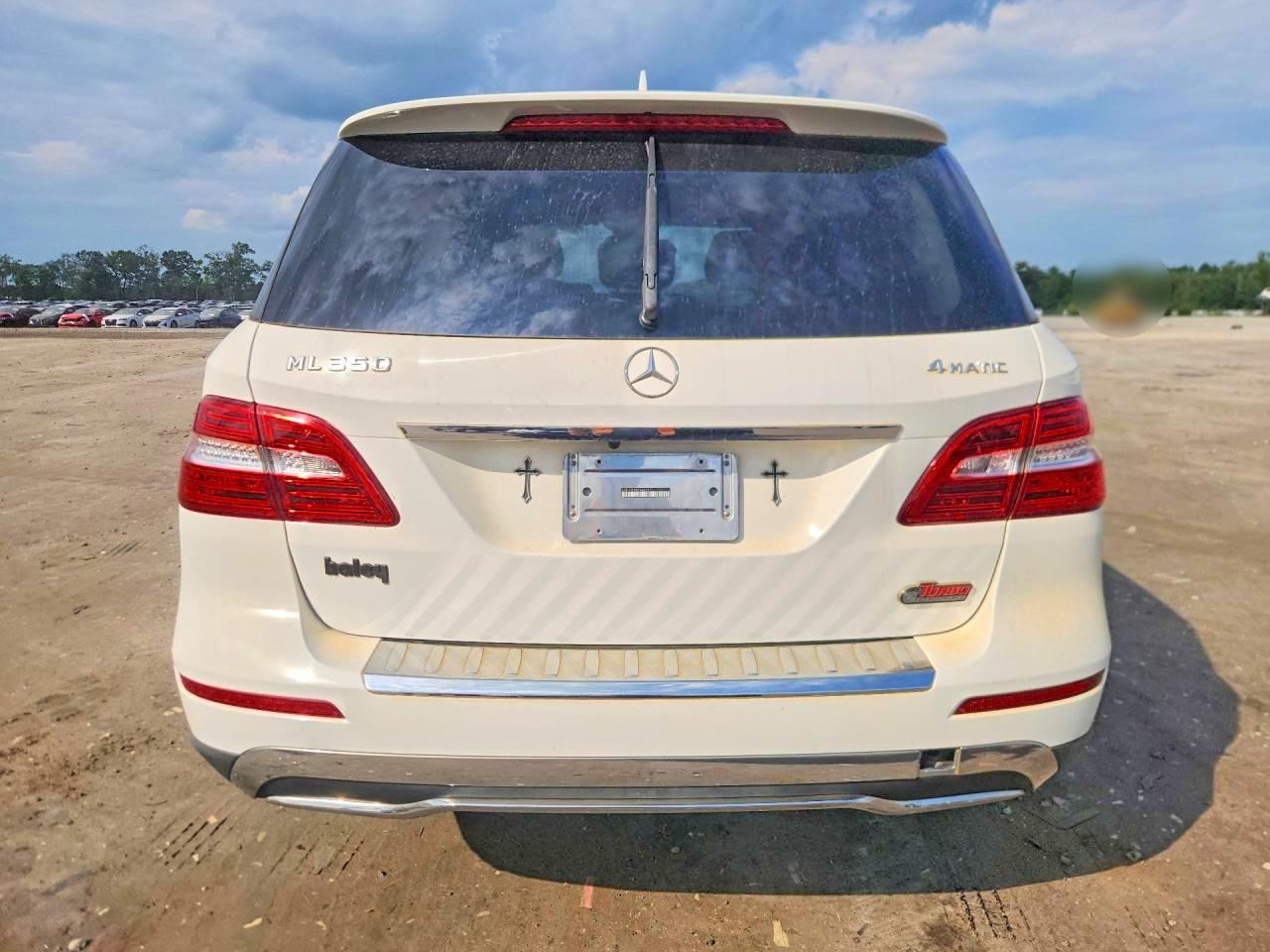 2015 Mercedes-benz Ml 350 4matic Белый vin: 4JGDA5HB0FA440977