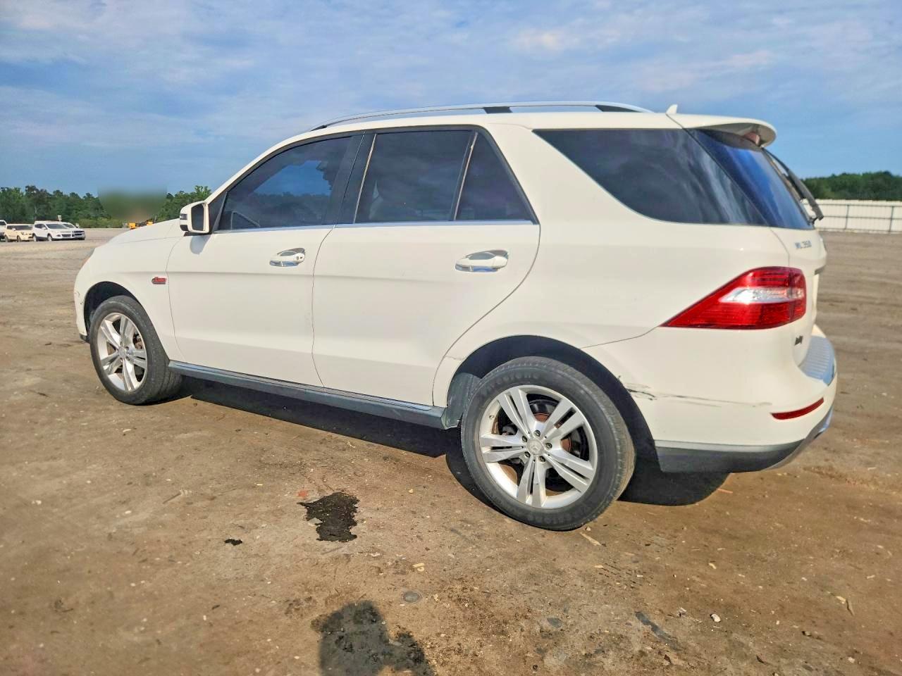 2015 Mercedes-benz Ml 350 4matic Белый vin: 4JGDA5HB0FA440977