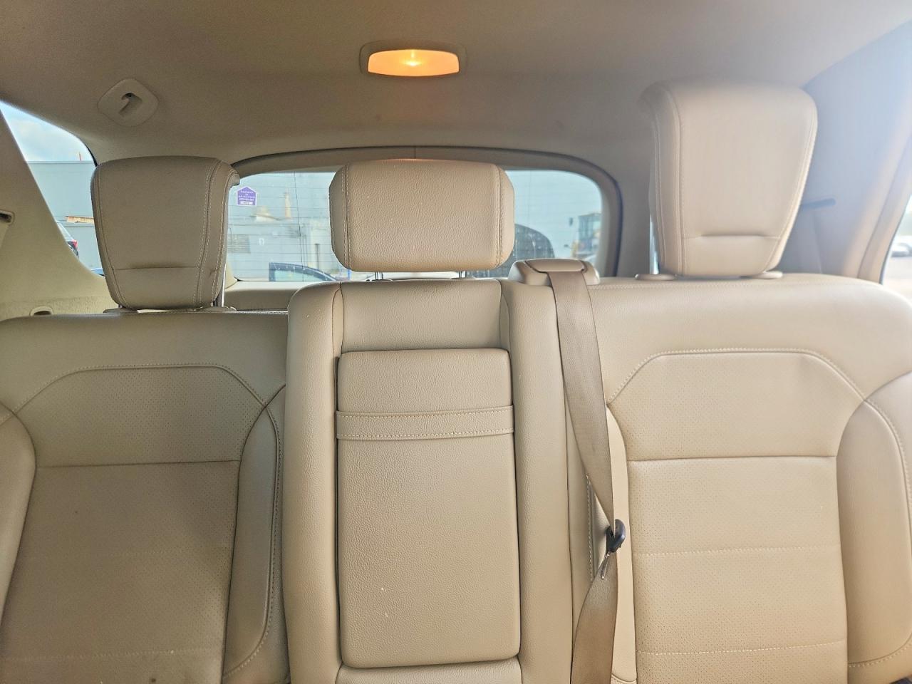 2015 Mercedes-benz Ml 350 4matic Белый vin: 4JGDA5HB0FA440977