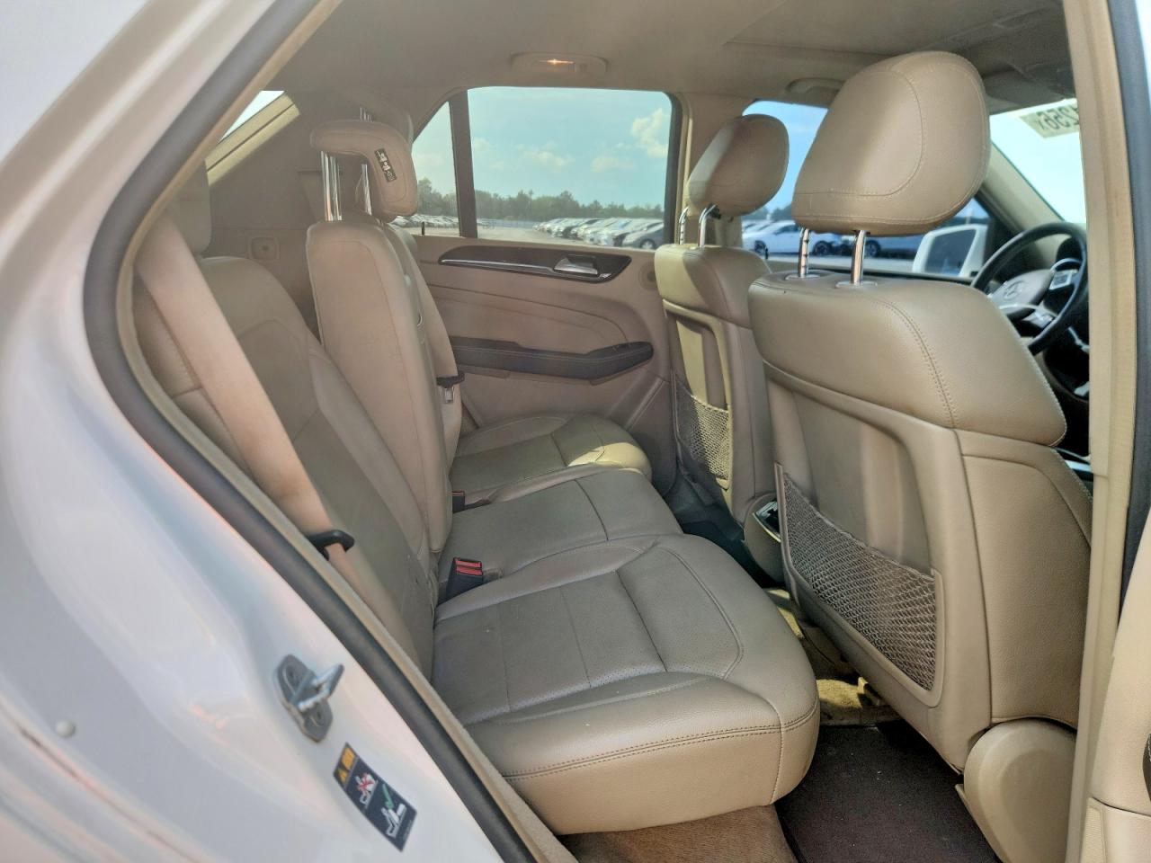 2015 Mercedes-benz Ml 350 4matic Белый vin: 4JGDA5HB0FA440977