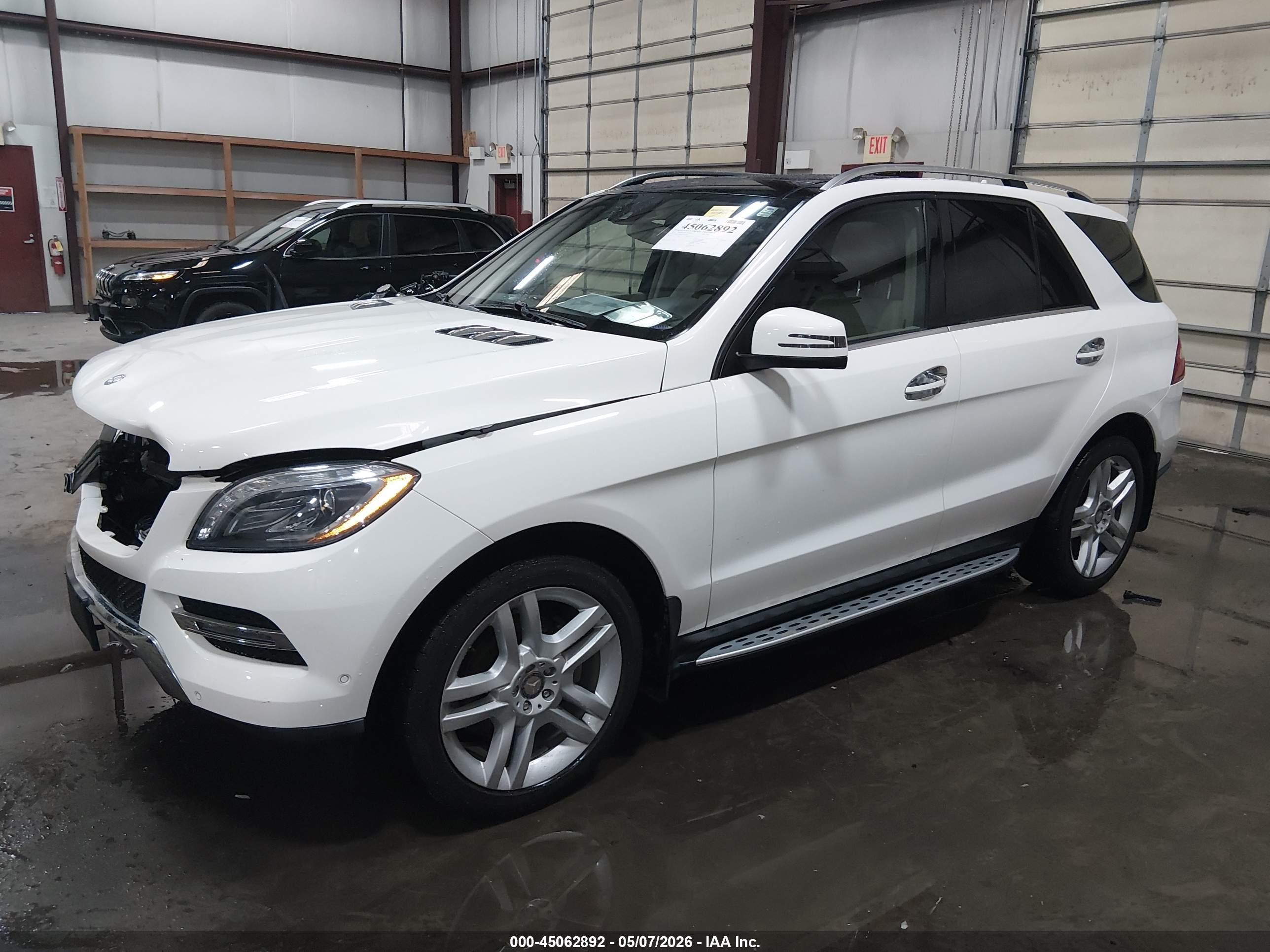 2015 Mercedes-benz Ml 350 4matic Белый vin: 4JGDA5HB0FA455995