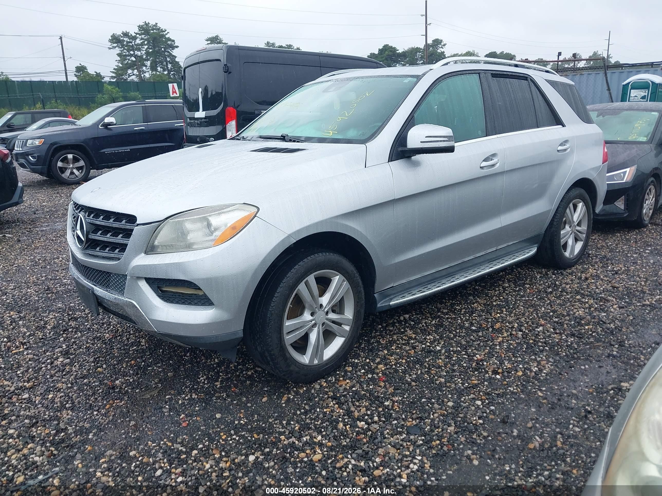 2015 Mercedes-benz Ml 350 4matic Серебряный vin: 4JGDA5HB0FA480248