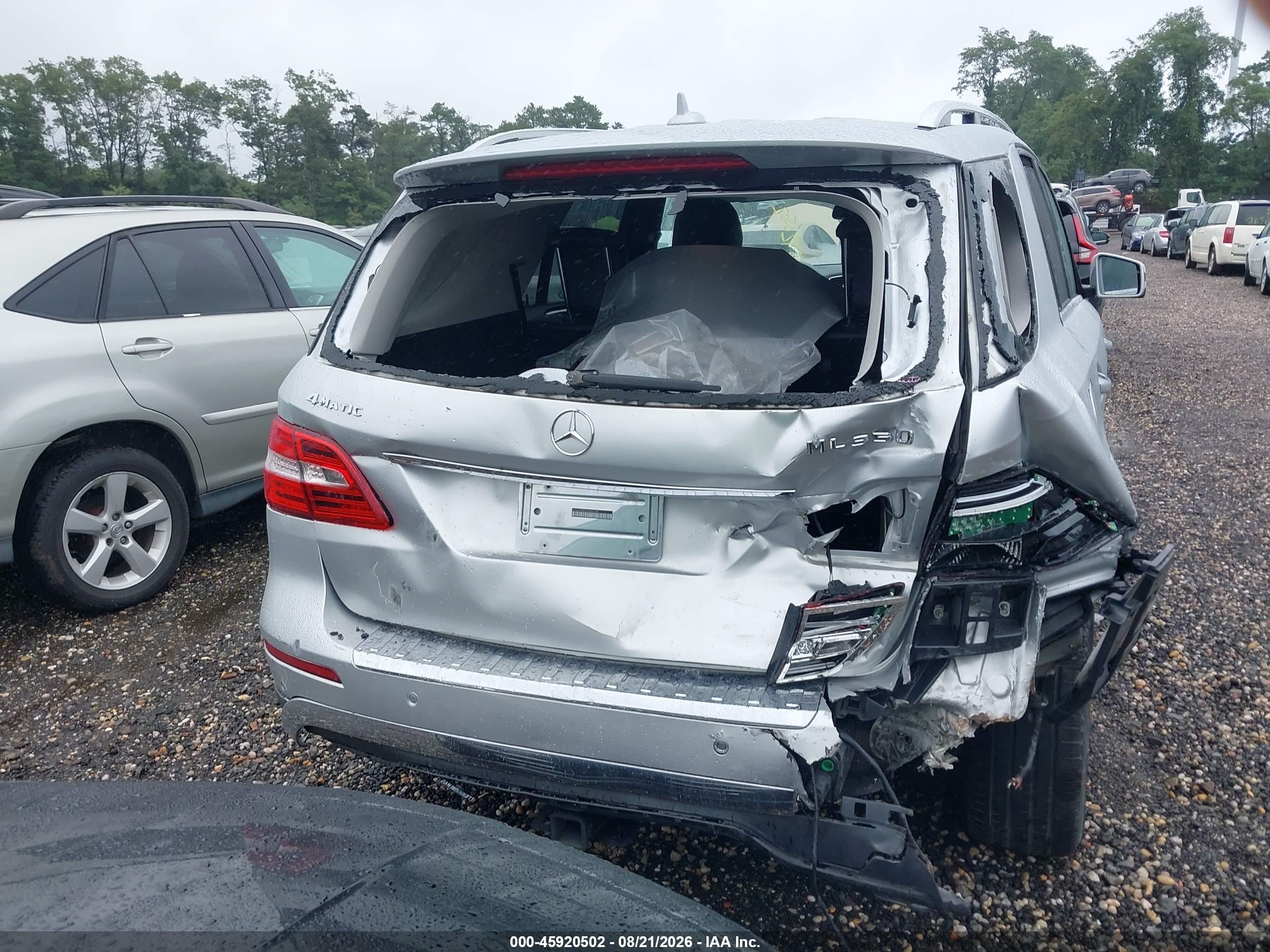 2015 Mercedes-benz Ml 350 4matic Серебряный vin: 4JGDA5HB0FA480248