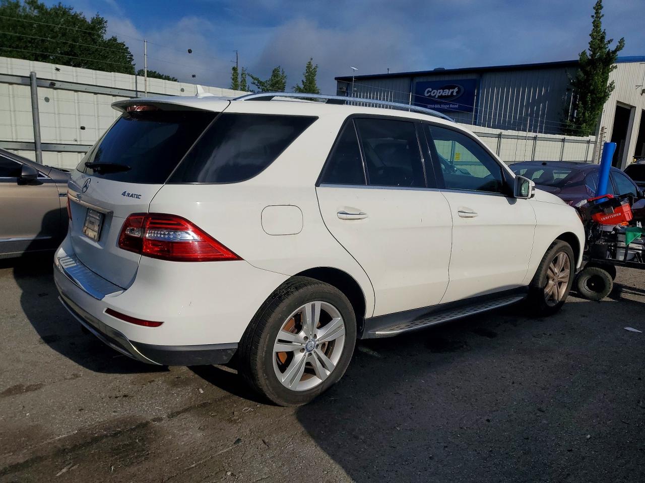 2015 Mercedes-benz Ml 350 4matic White vin: 4JGDA5HB0FA490035