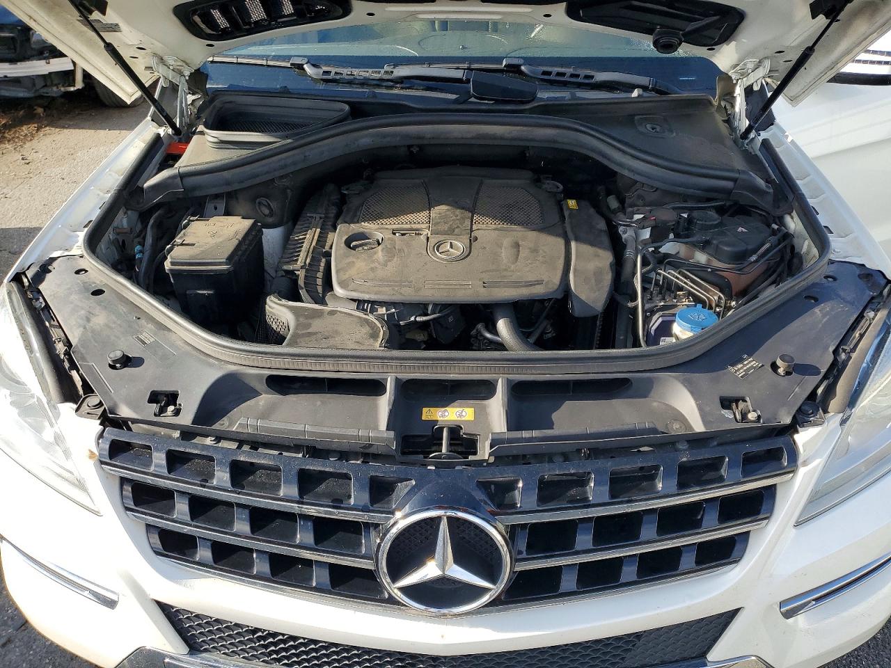 2015 Mercedes-benz Ml 350 4matic White vin: 4JGDA5HB0FA490035
