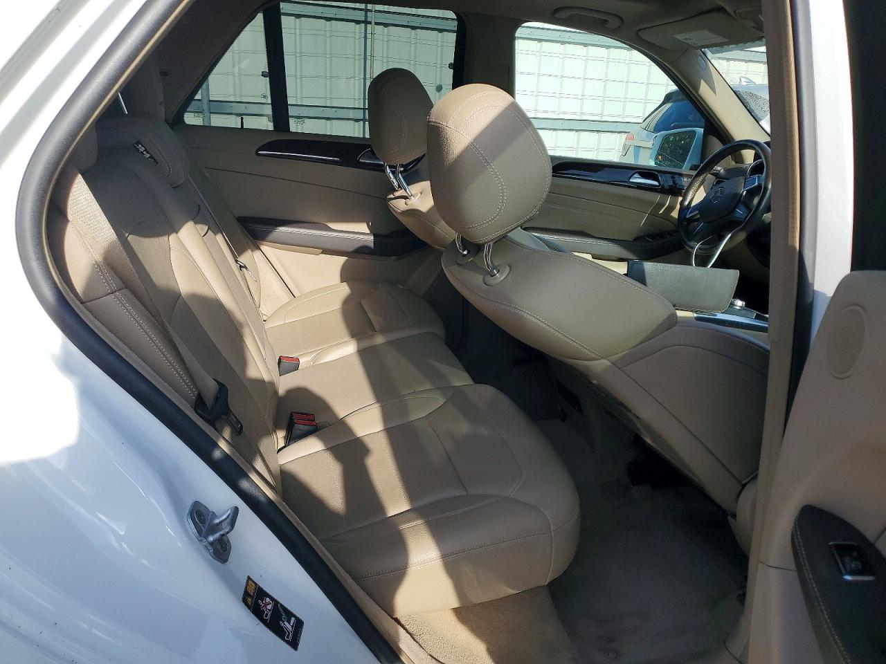 2015 Mercedes-benz Ml 350 4matic White vin: 4JGDA5HB0FA490035